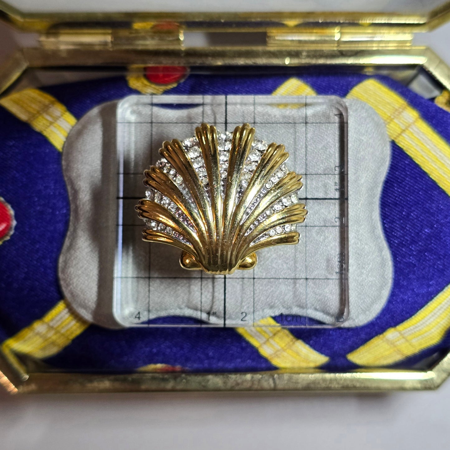 Posts - Gold Crystal Shell Stud Earrings