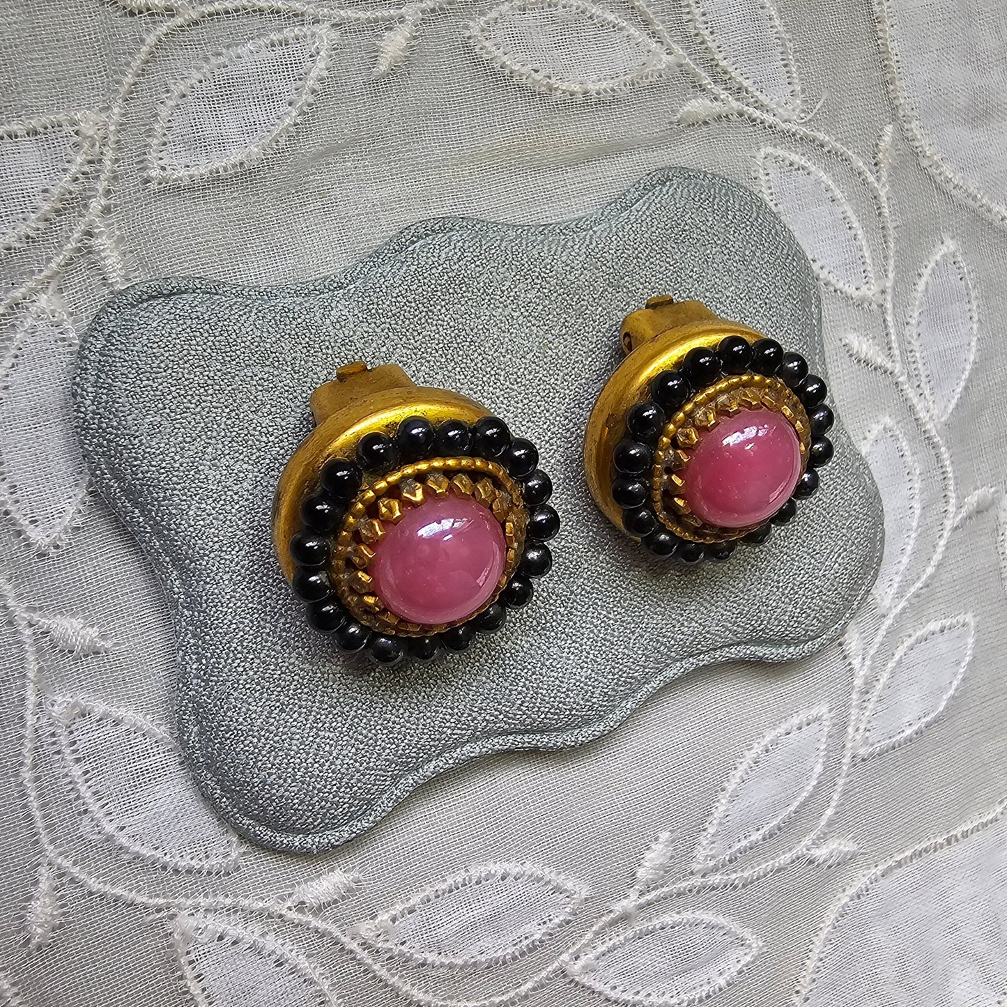 Clip on - Pink and Black Glass Round Clip on Earrings