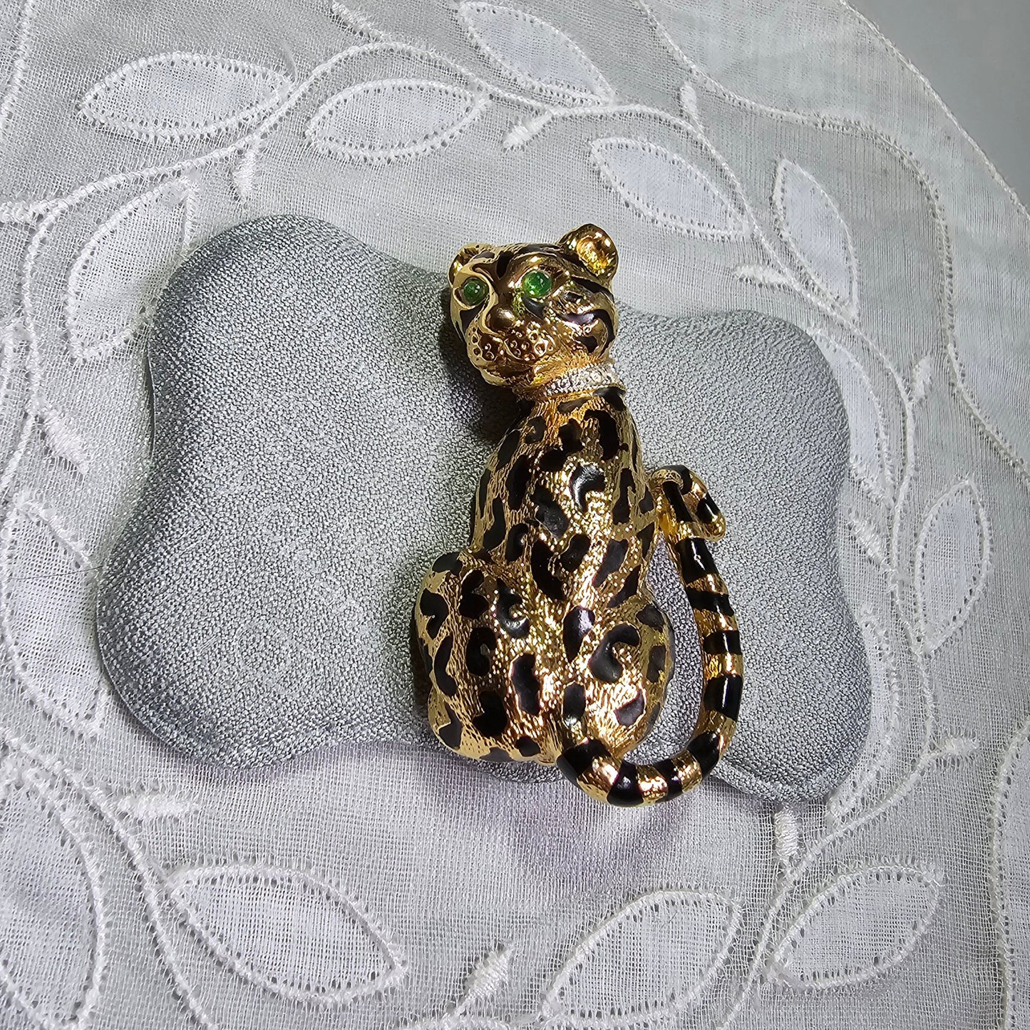 Brooch - D&#39;Orlan Green Eyed Leopard Brooch