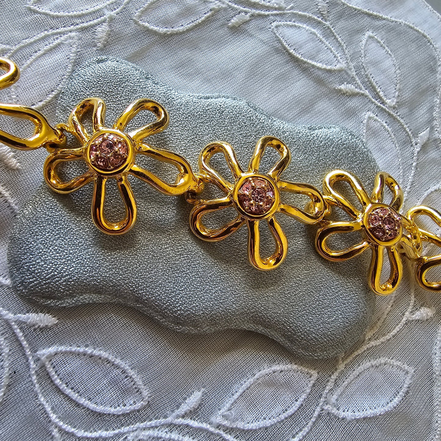 Bracelet - MOD Pink Crystal Flower Link Bracelet