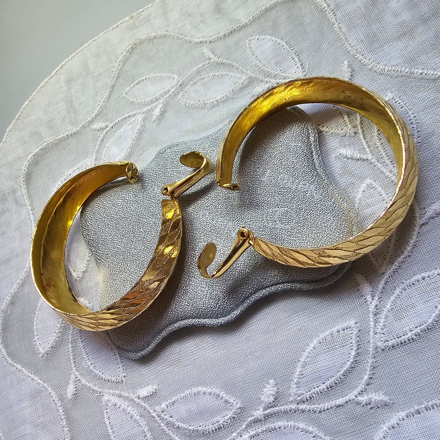Clip on - Textured Gold Hoop Clip on Earrings