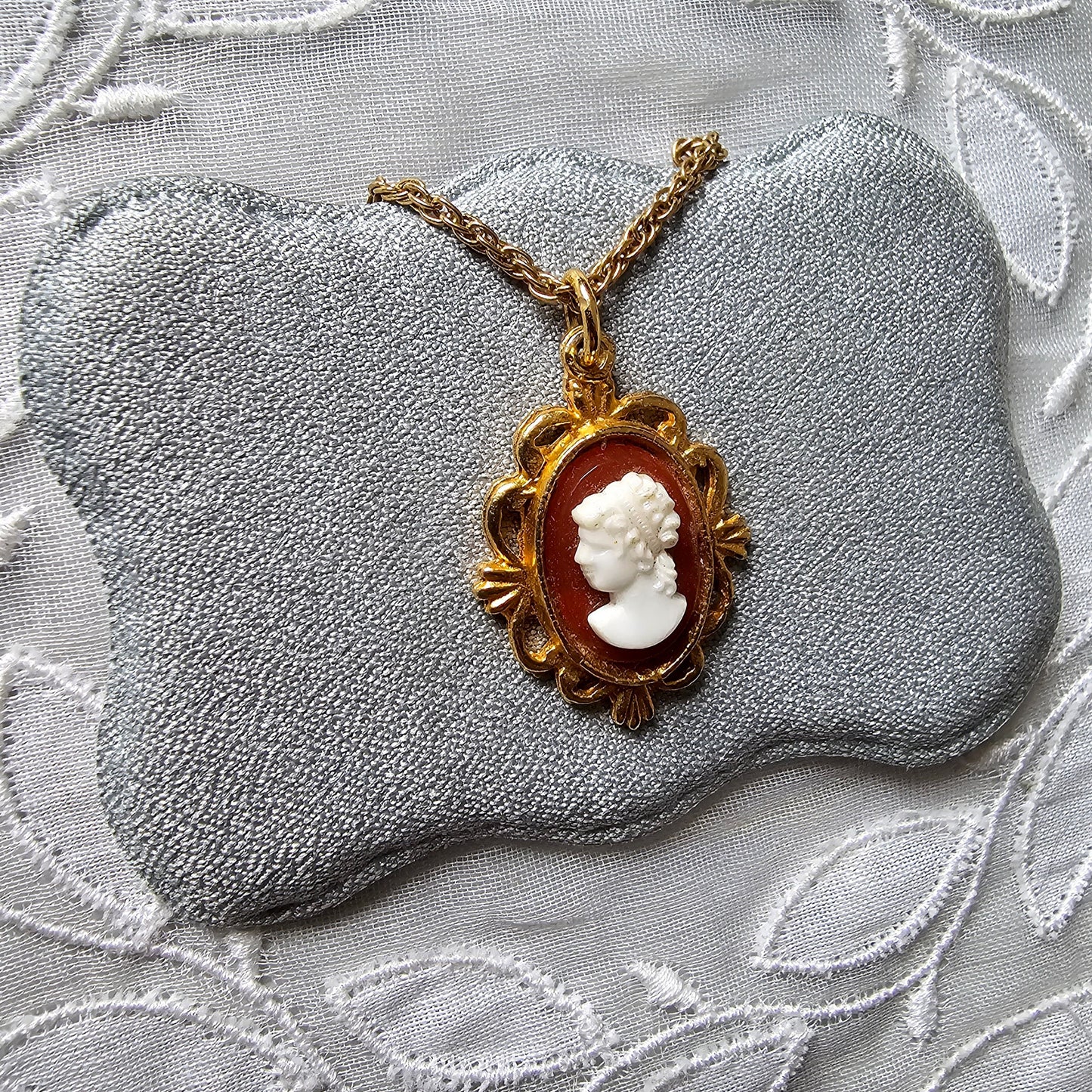 Necklace - Red Acrylic Cameo Pendant Necklace