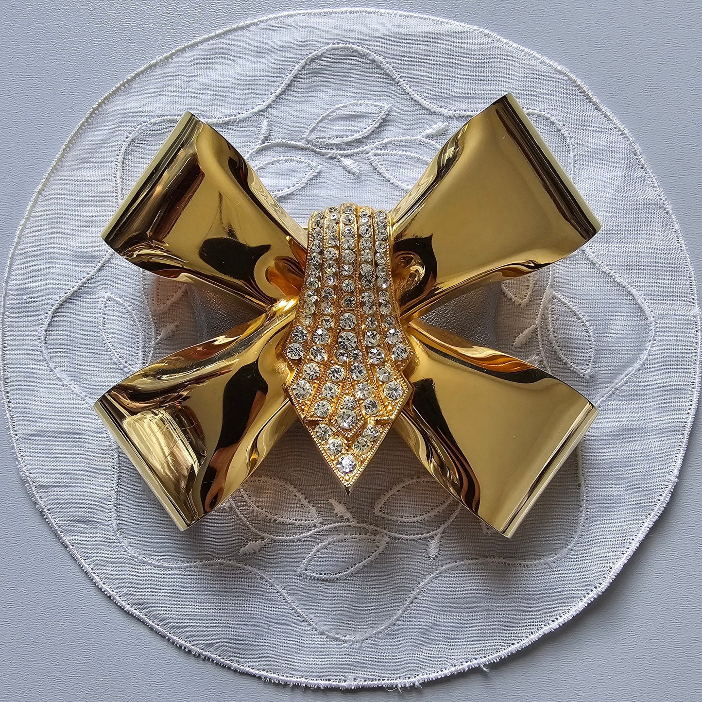Brooch - Statement Gold Crystal Bow Brooch