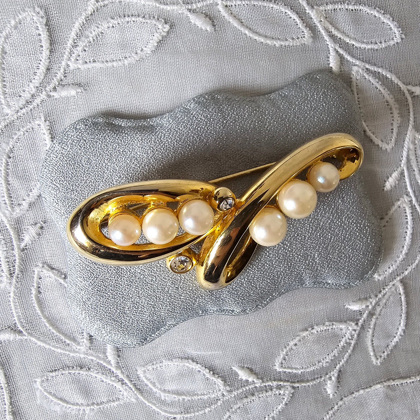 Brooch - Gold Pearl and Crystals Brooch