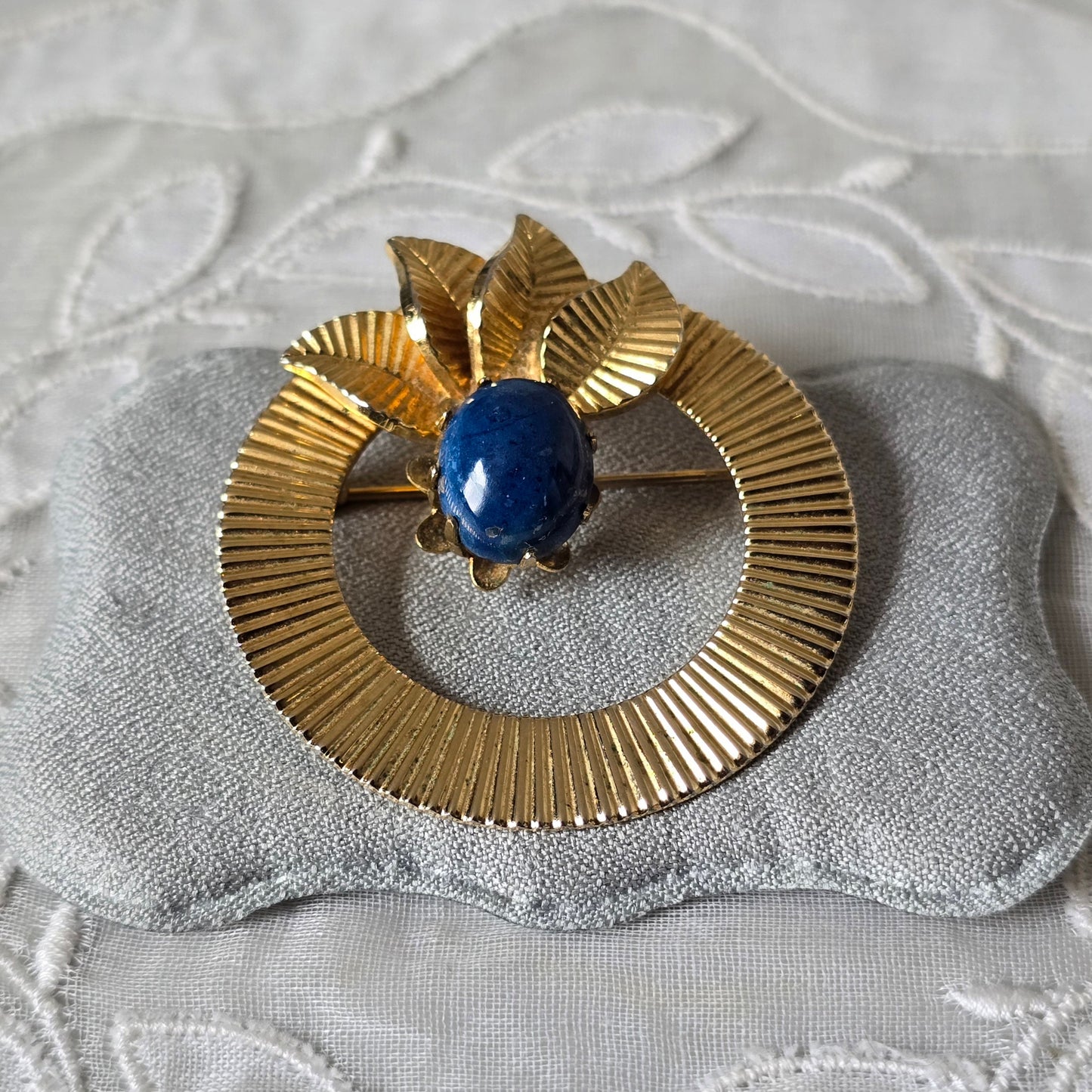 Brooch - Unsigned Jewelcraft Lapis Lazuli Leaf Brooch