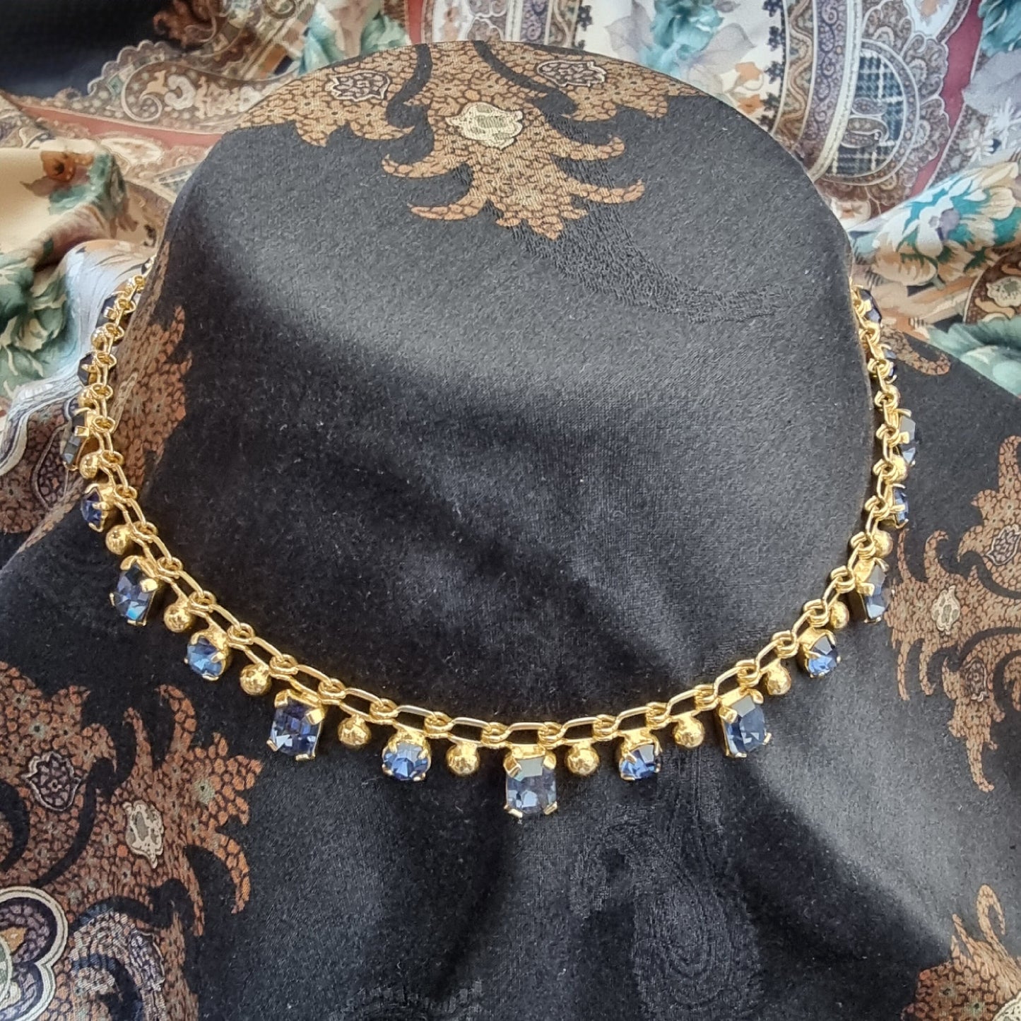 Necklace - Blue Crystals Chain Necklace