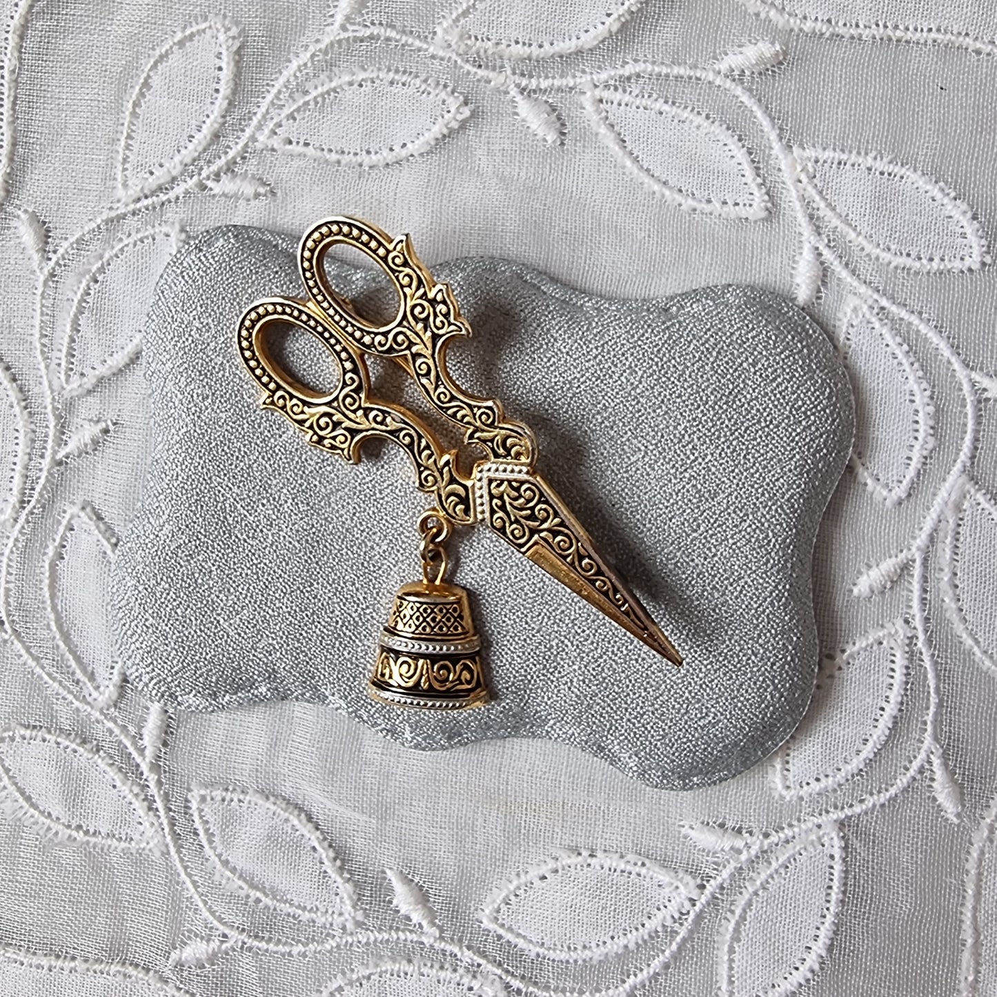 Brooch - Damascene Scissors and Thimble Brooch