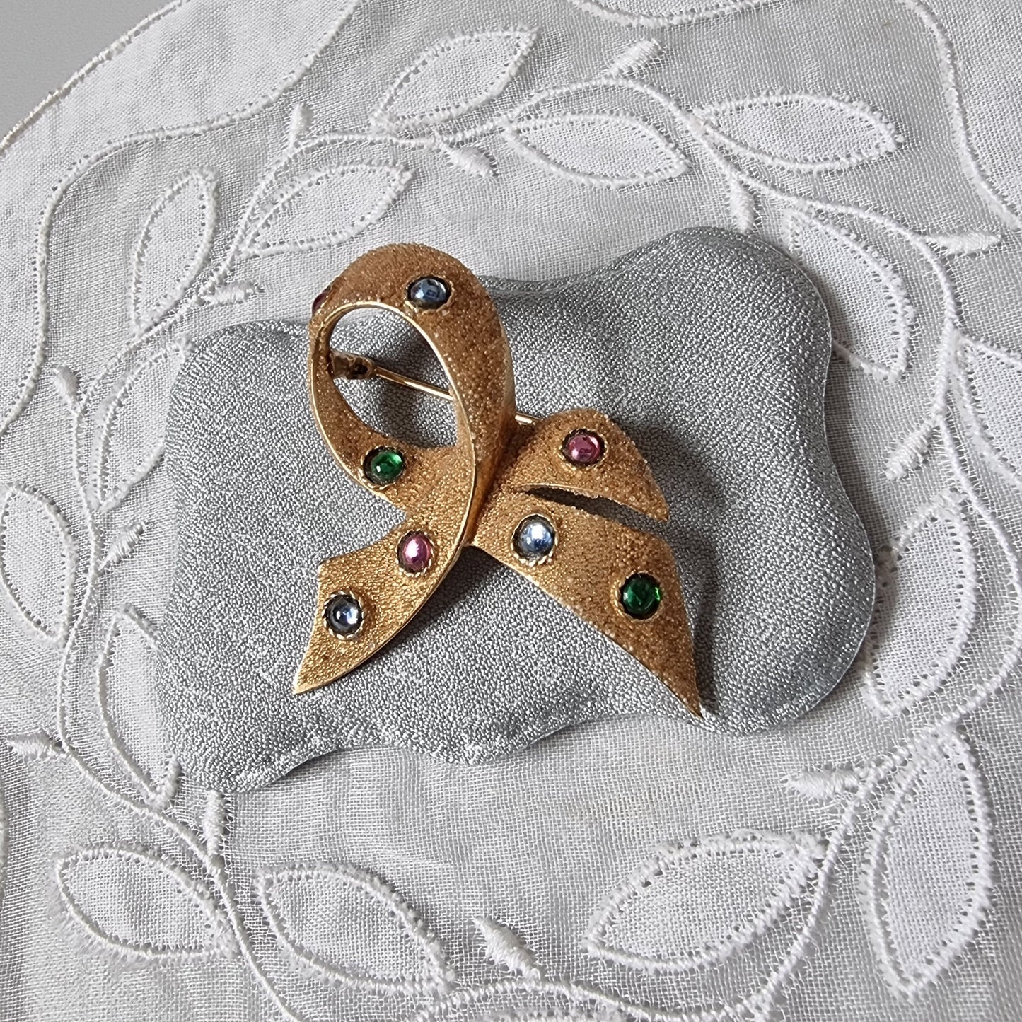 Brooch - Multicolour Cabochon Crystals Ribbon Brooch