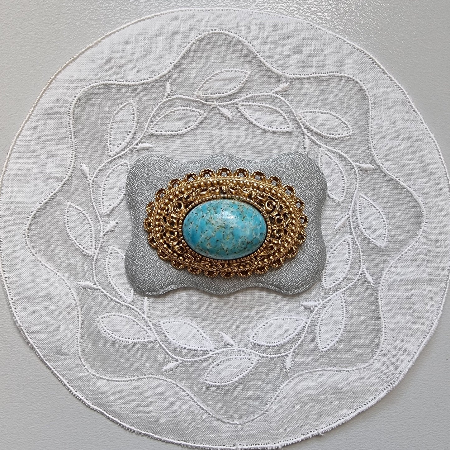Brooch - Sphinx Gold Filigree Oval Turquoise Brooch