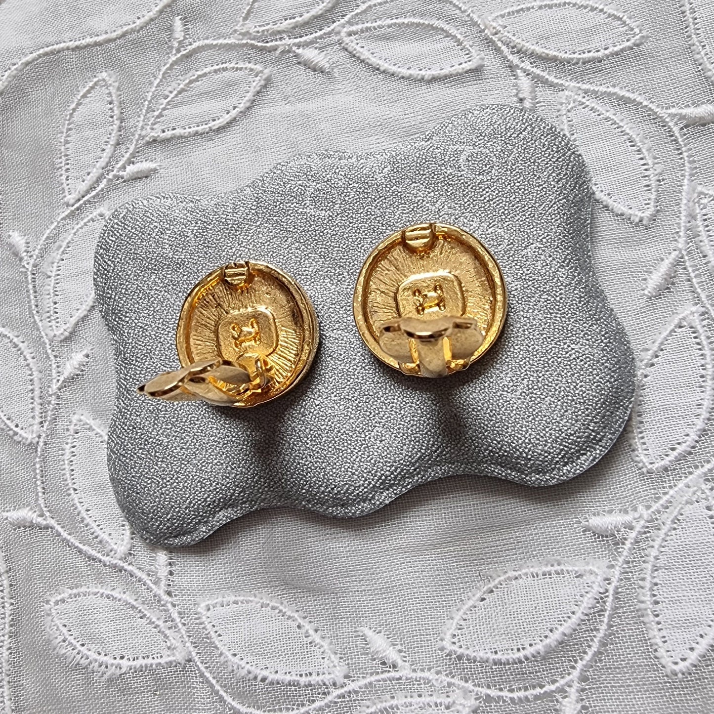 Clip on - Black Enamel Round Clip on Earrings