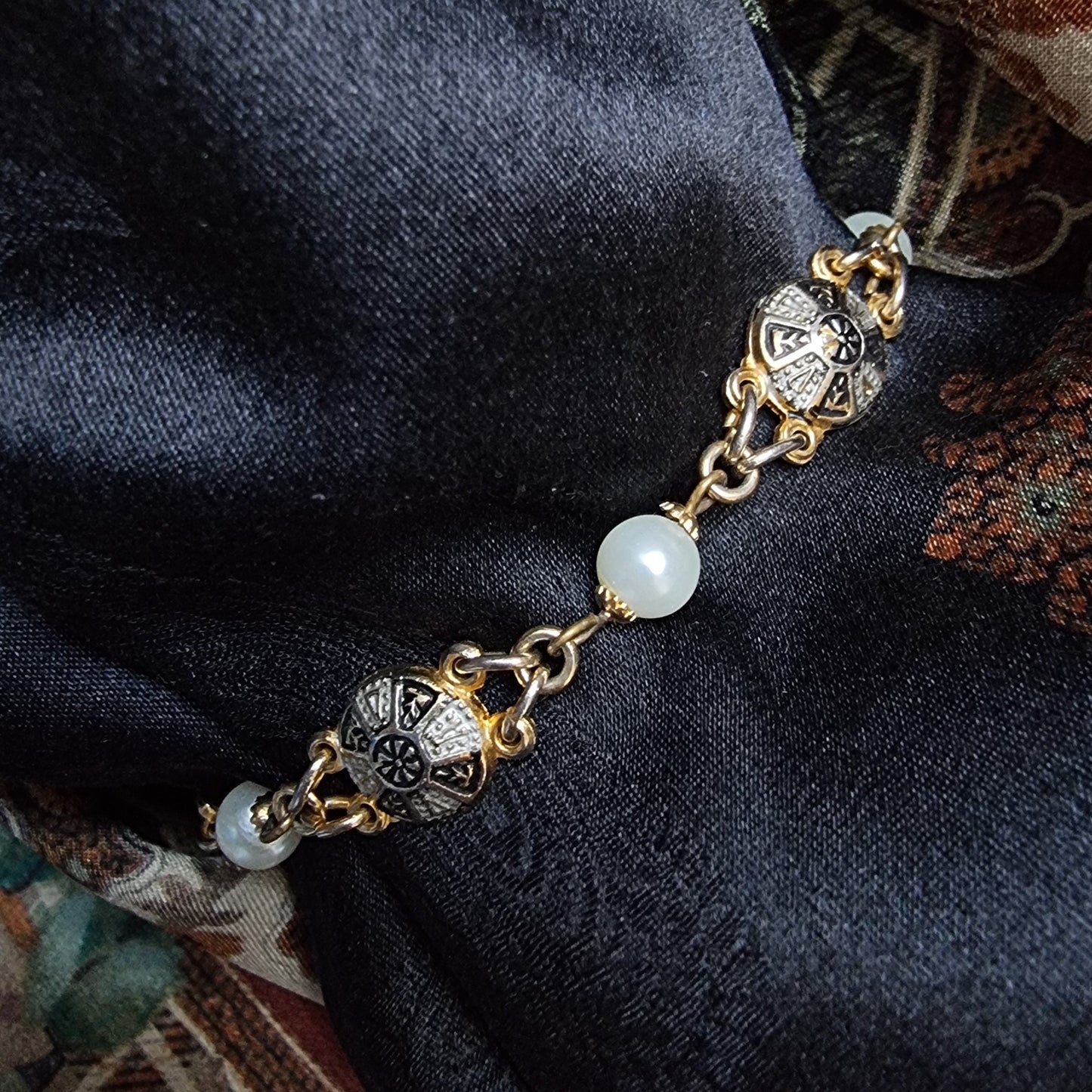 Bracelet - Damascene Pearl Link Bracelet