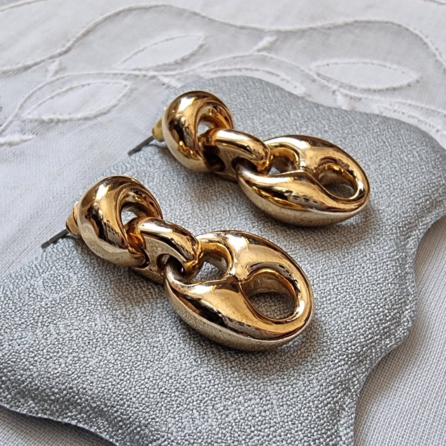 Posts - Gold Chain Link Drop Earrings