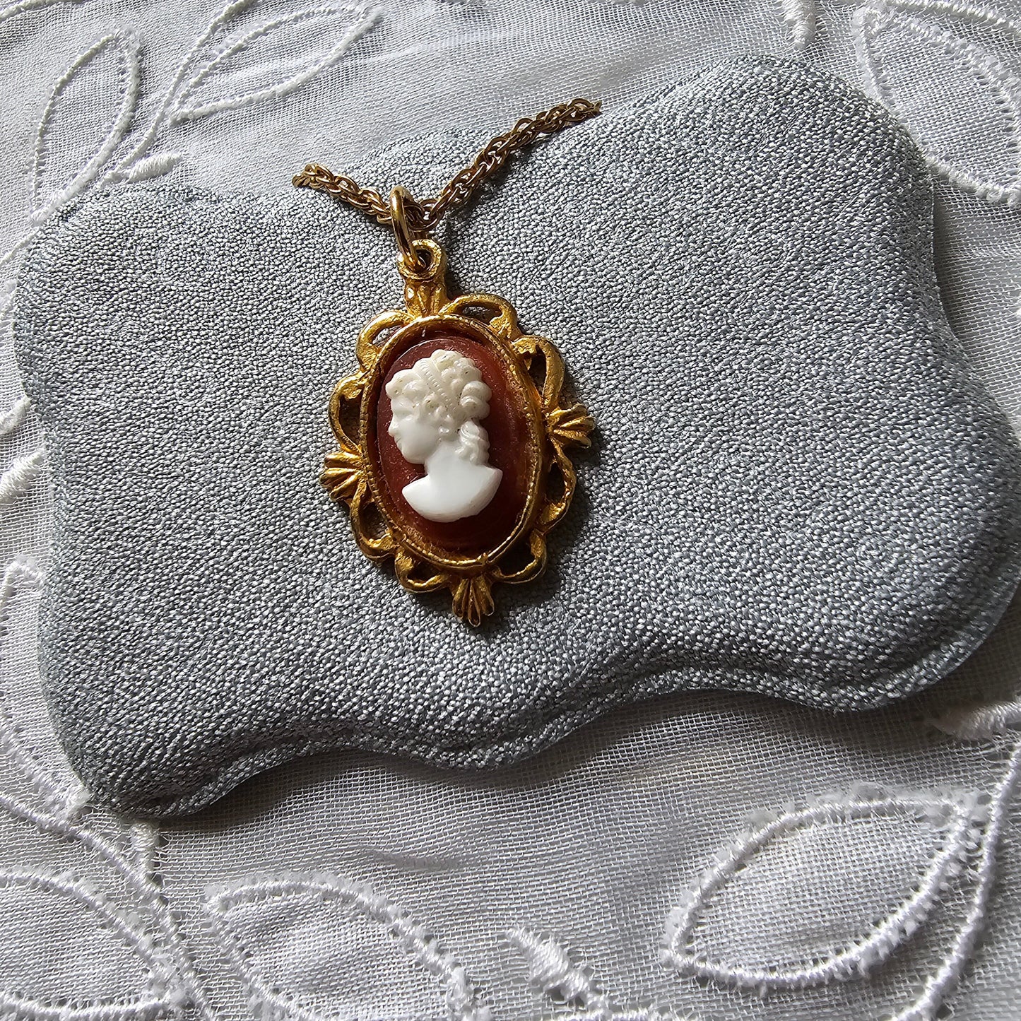 Necklace - Red Acrylic Cameo Pendant Necklace