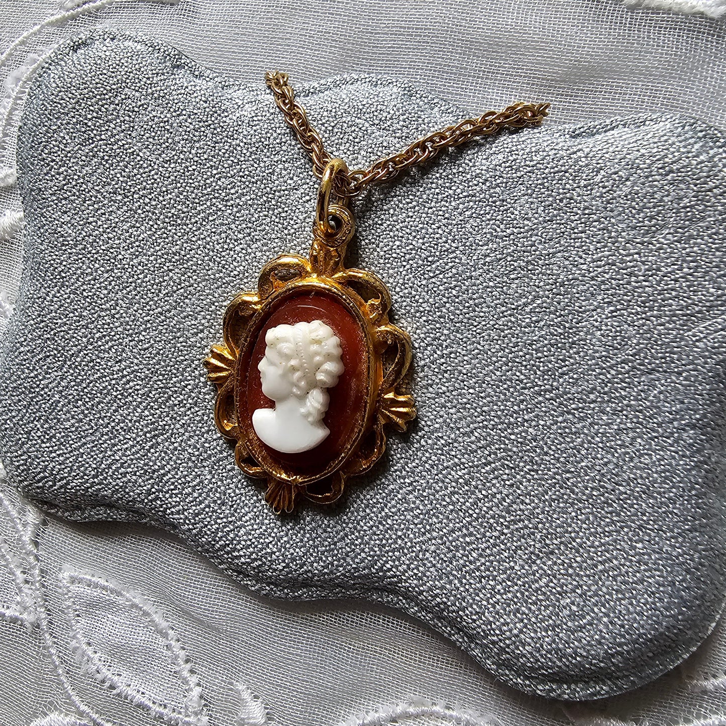 Necklace - Red Acrylic Cameo Pendant Necklace