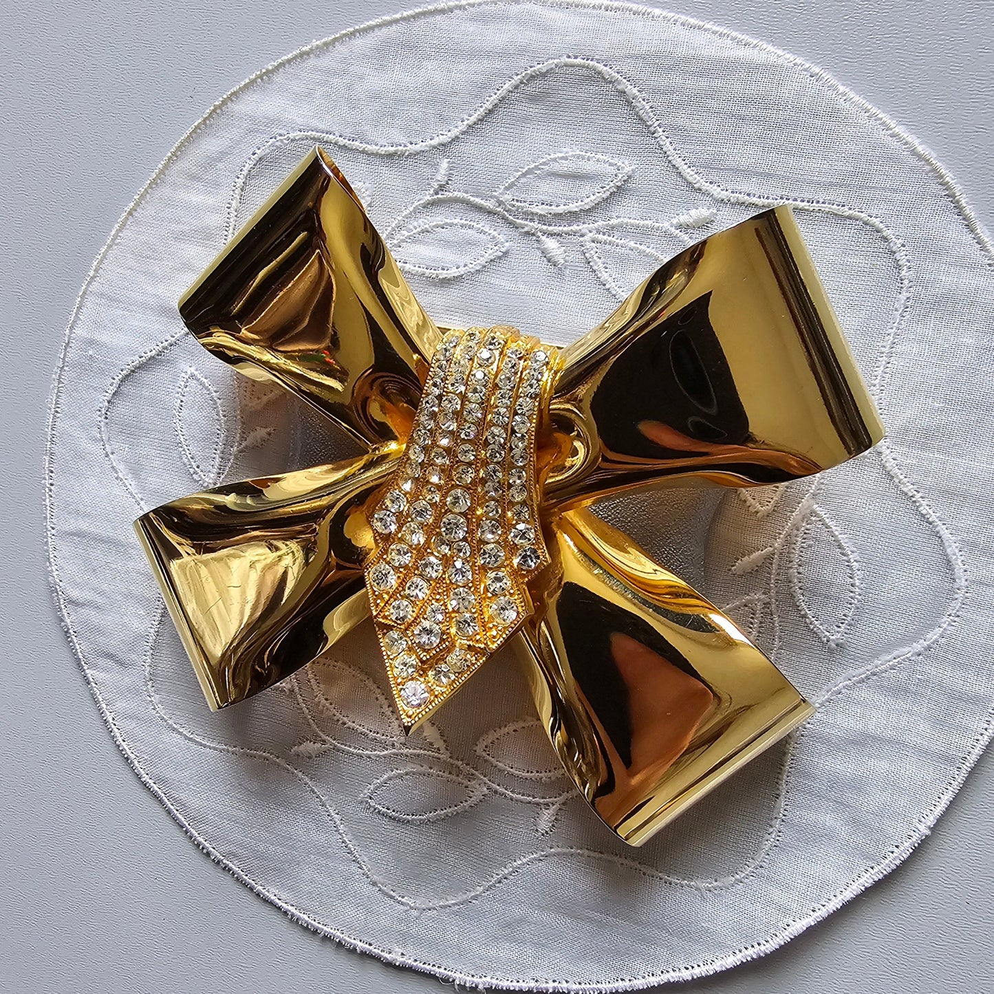 Brooch - Statement Gold Crystal Bow Brooch
