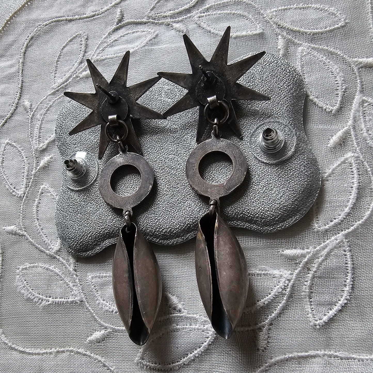 Posts - Unsigned Askew London Sun Crystal Drop Earrings