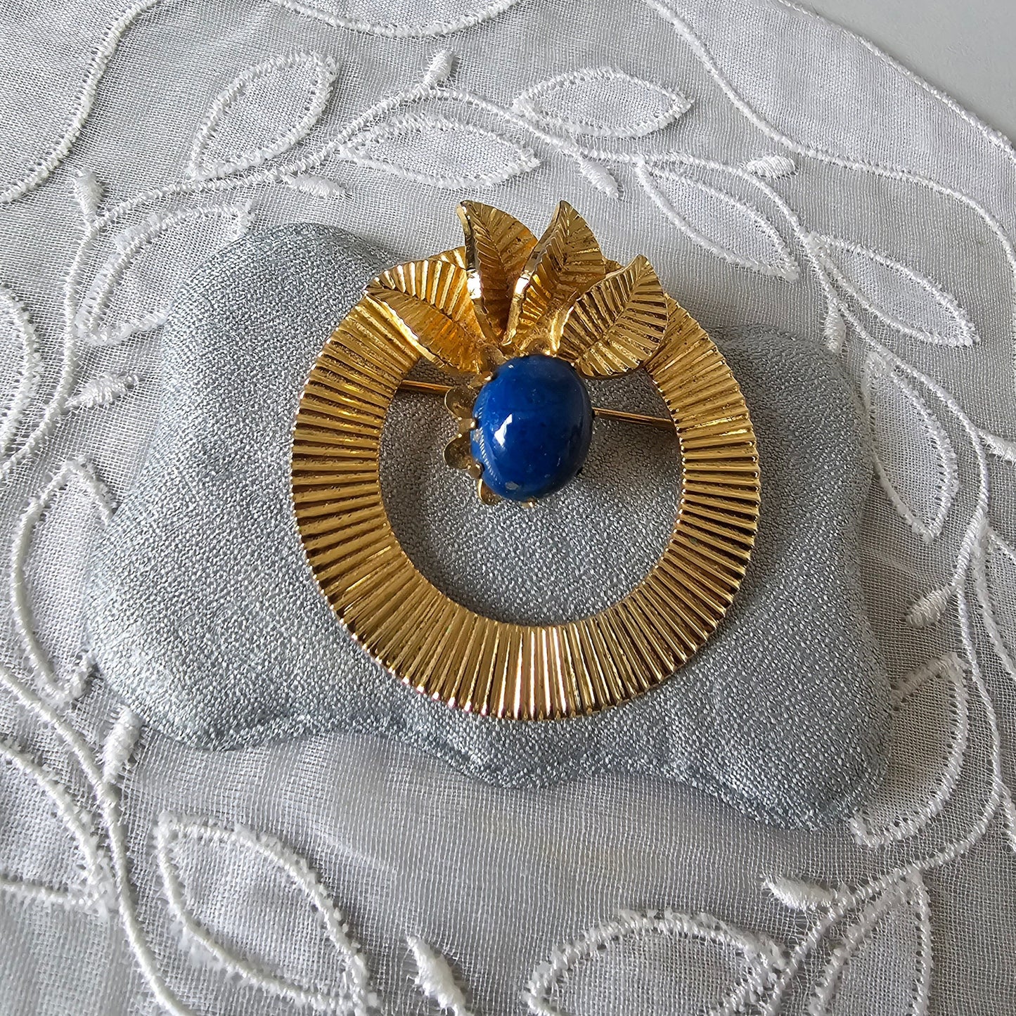 Brooch - Unsigned Jewelcraft Lapis Lazuli Leaf Brooch