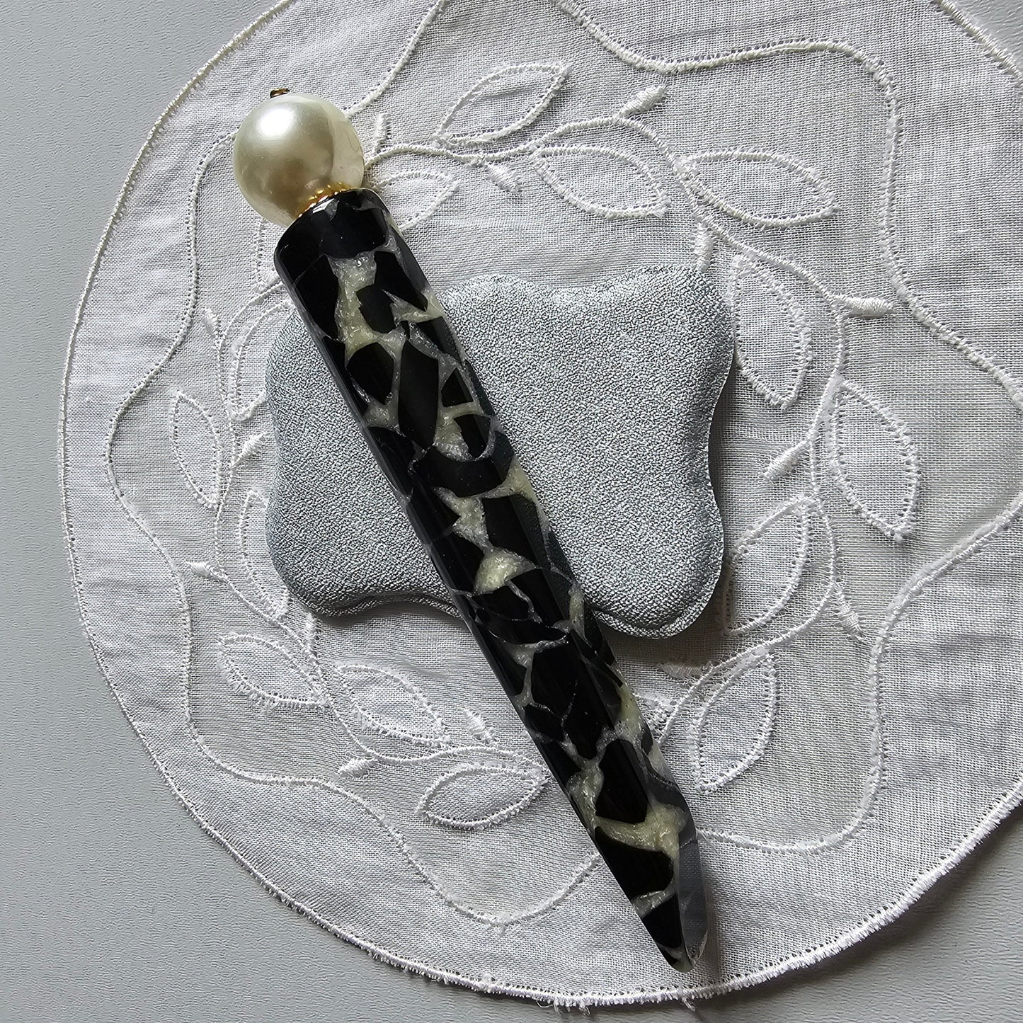 Brooch - Pearl and Black and White Acrylic Brooch