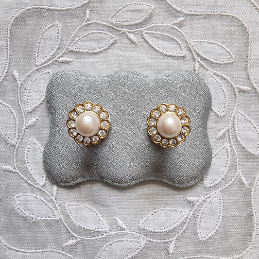 Posts - Round Pearl Crystal Halo Stud Earrings