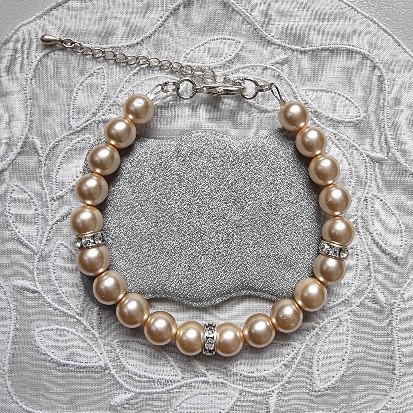 Bracelet - Faux Pearl Beads and Clear Crystals Bracelet