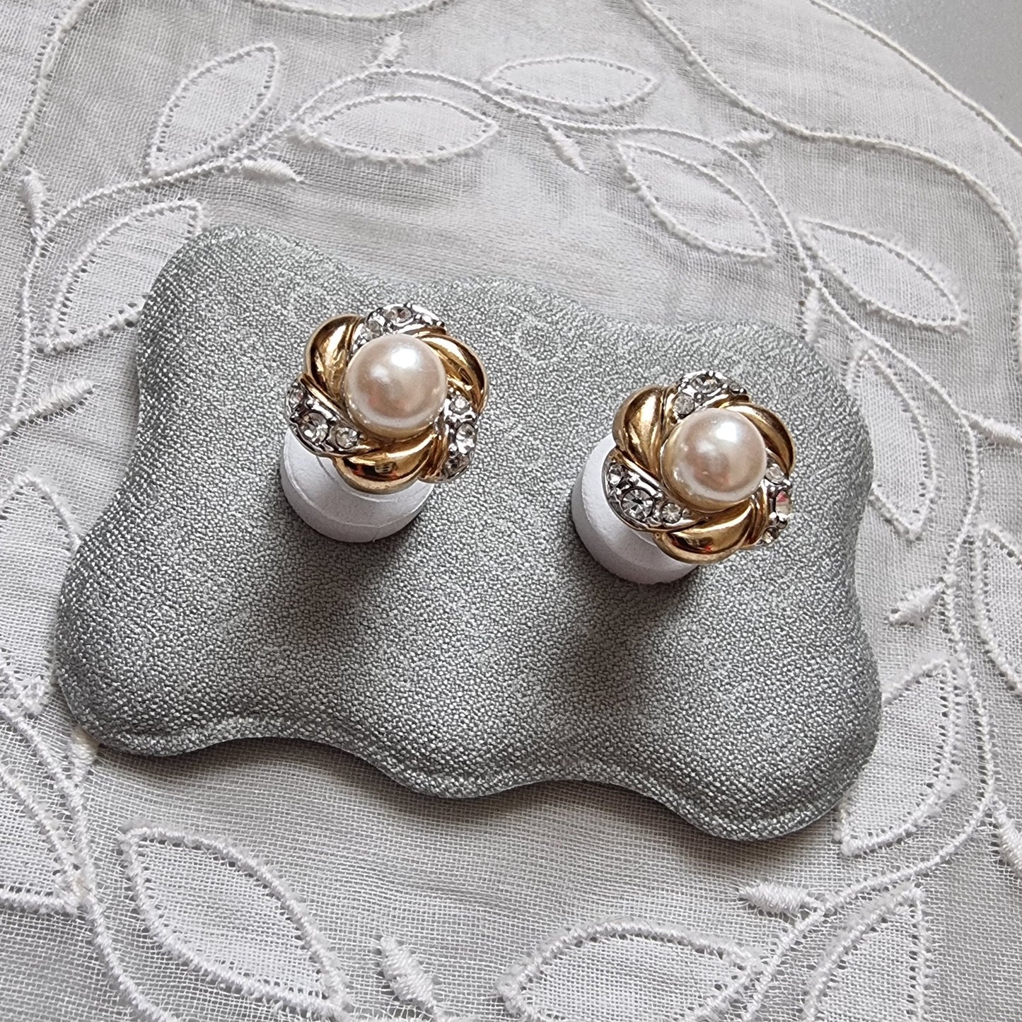 Posts - Gold and Crystals Swirl Pearl Stud Earrings
