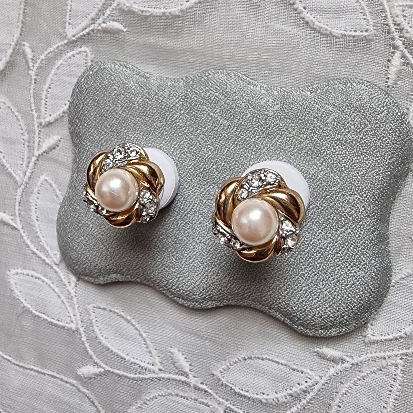 Posts - Gold and Crystals Swirl Pearl Stud Earrings