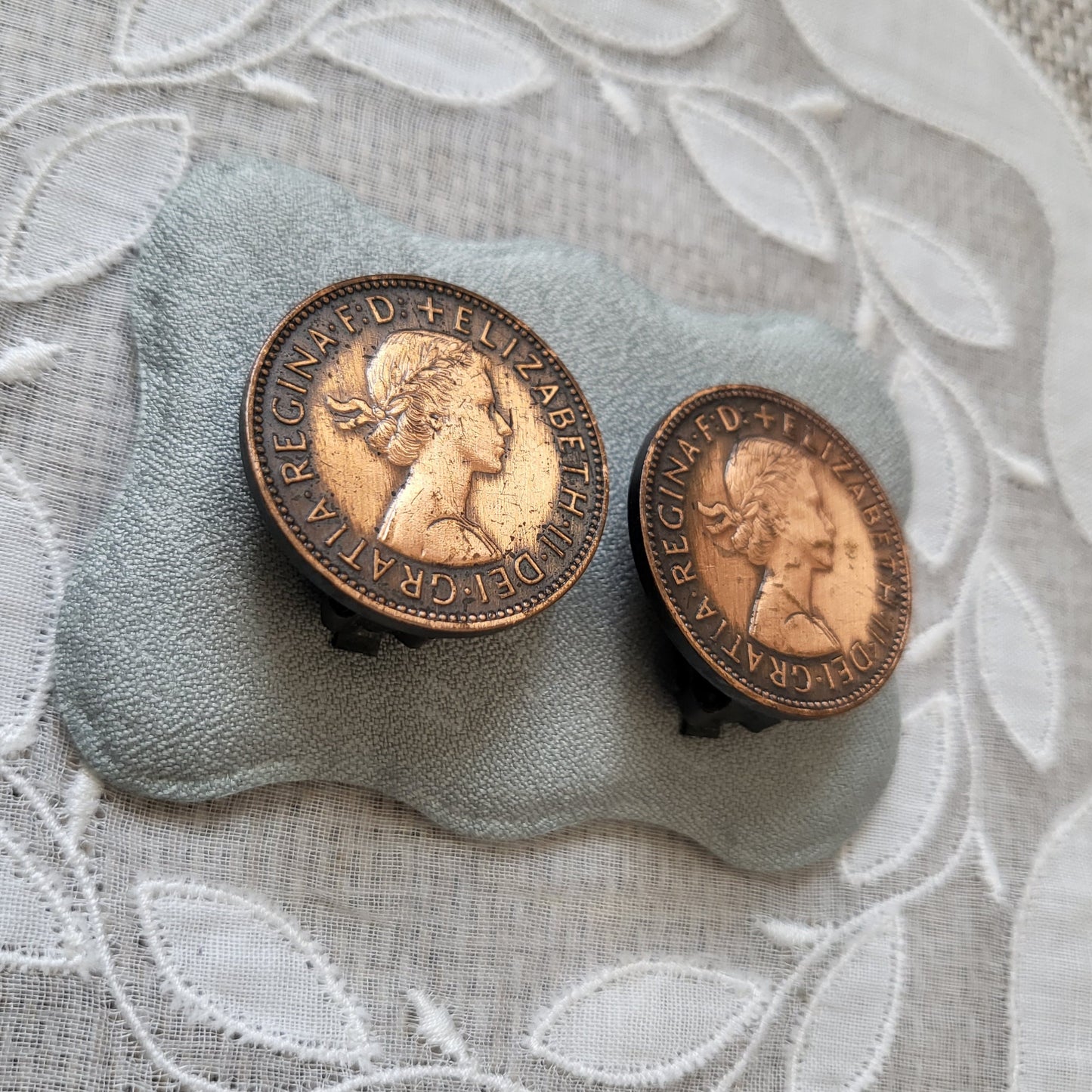 Clip on - Elizabeth II 1959 Half Penny Coin Clip on Earrings