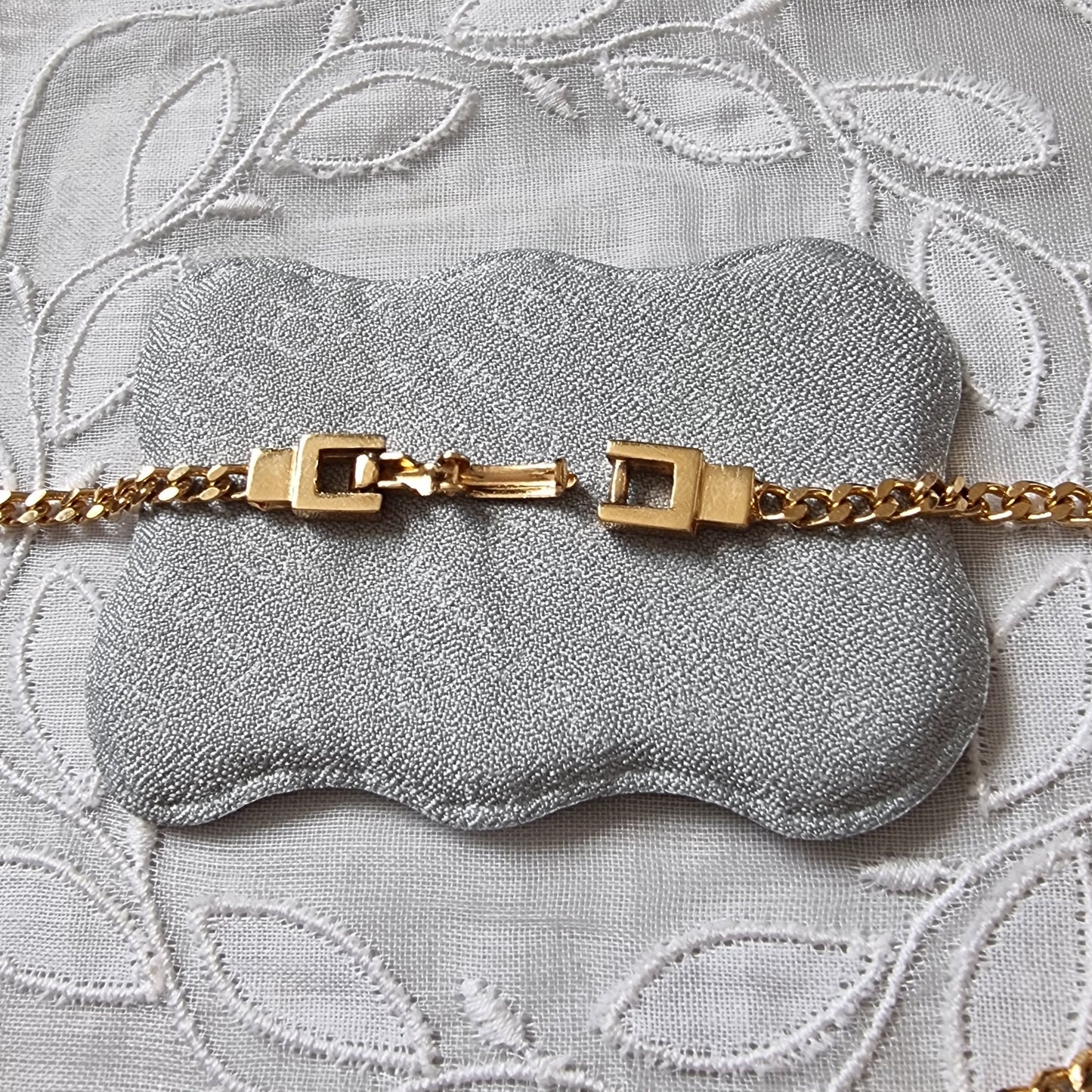 Necklace - Black and Clear Crystals Drop Necklace