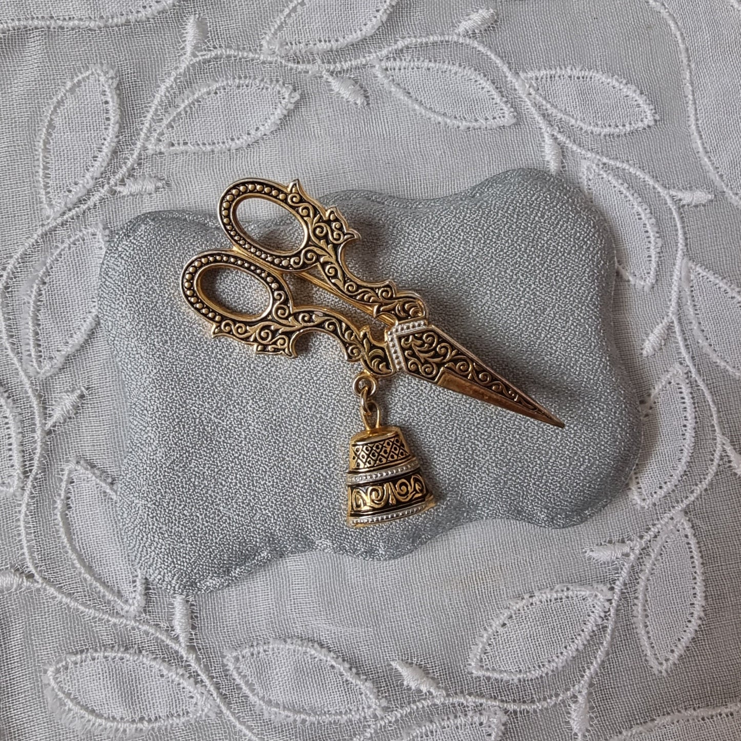 Brooch - Damascene Scissors and Thimble Brooch