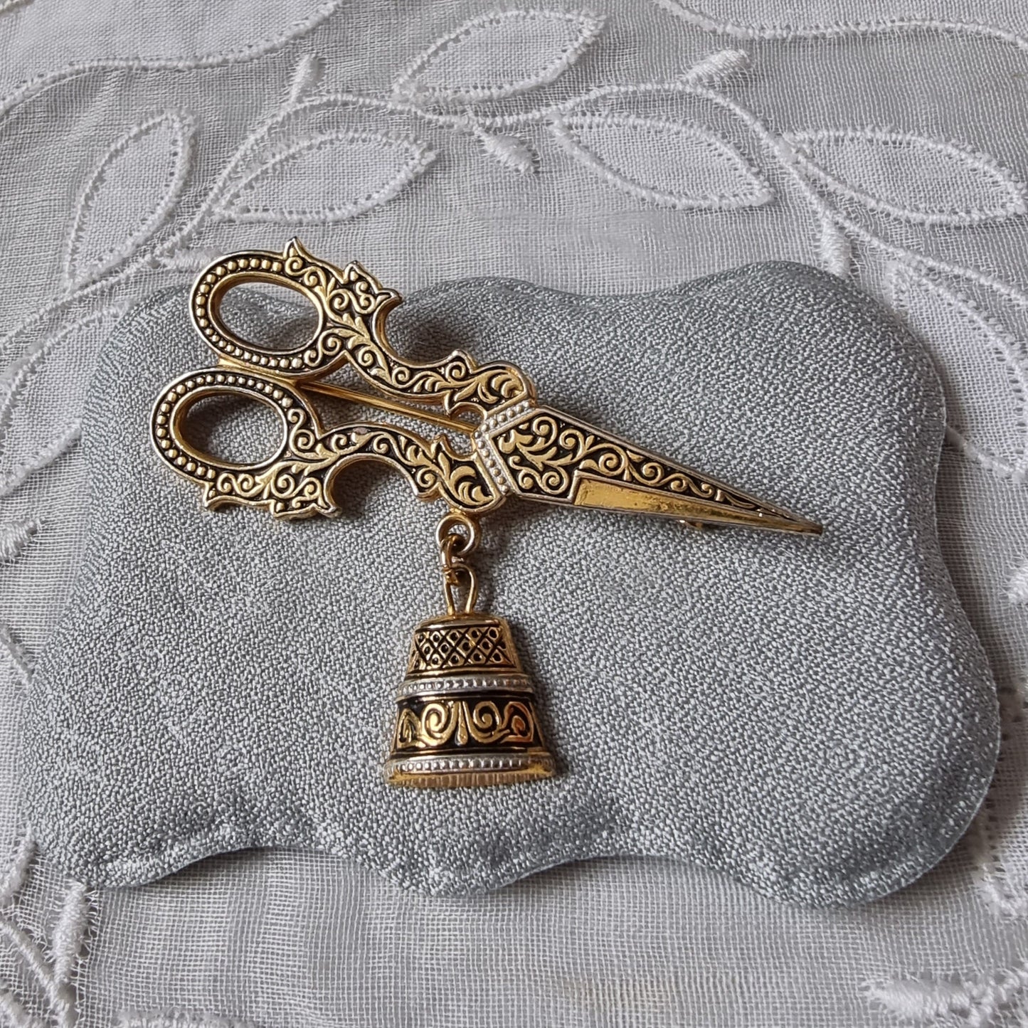 Brooch - Damascene Scissors and Thimble Brooch