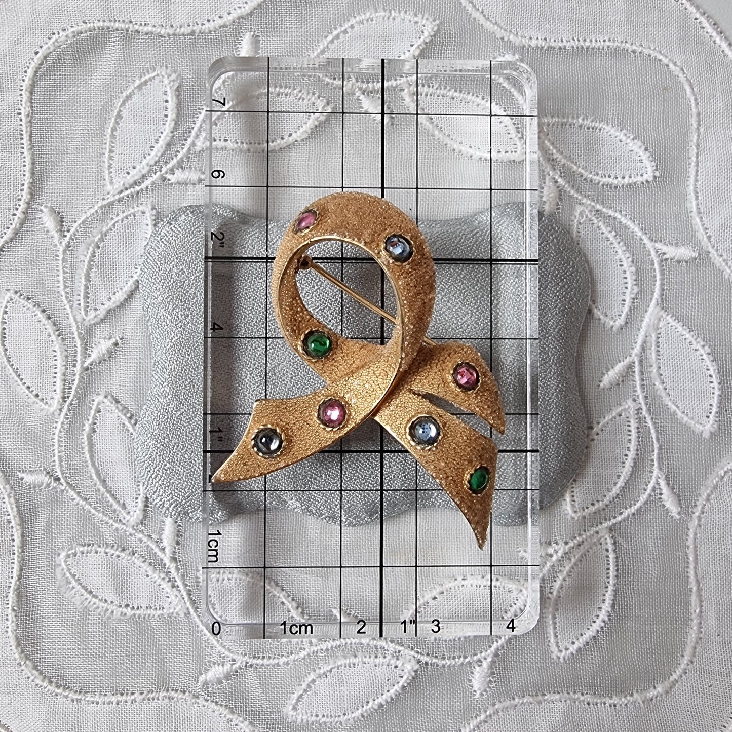 Brooch - Multicolour Cabochon Crystals Ribbon Brooch