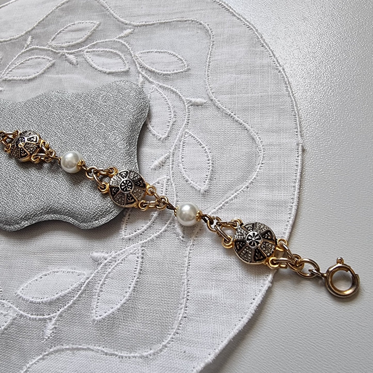Bracelet - Damascene Pearl Link Bracelet