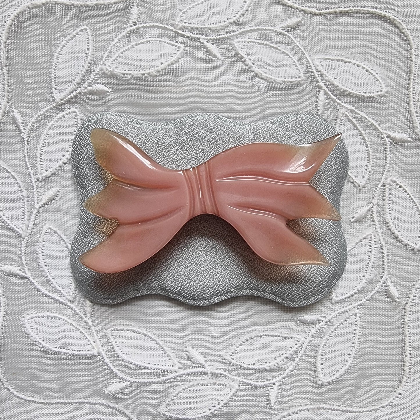 Brooch - Light Brown Old Plastic Bow Brooch