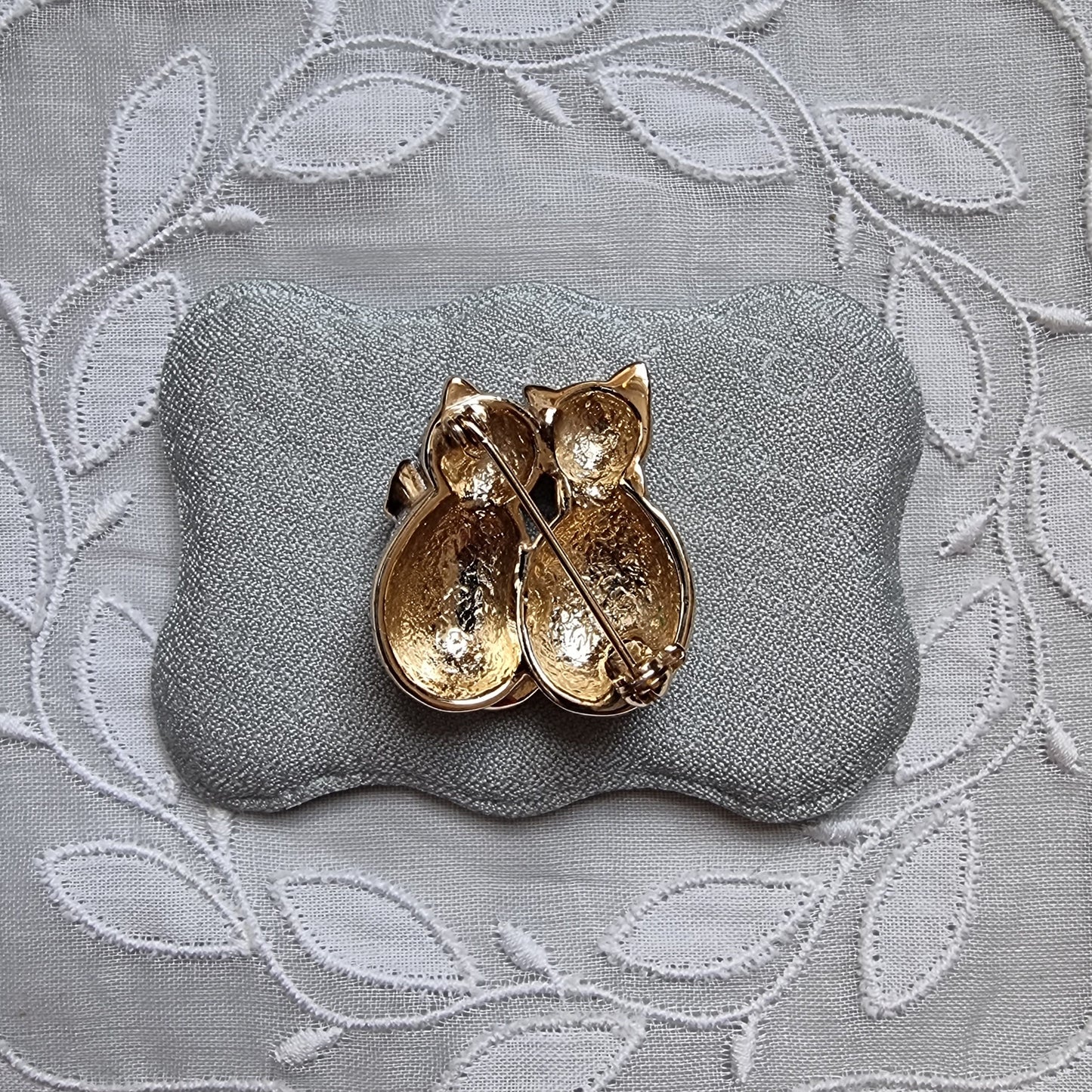 Brooch - Gold and Crystals Two Cats Brooch