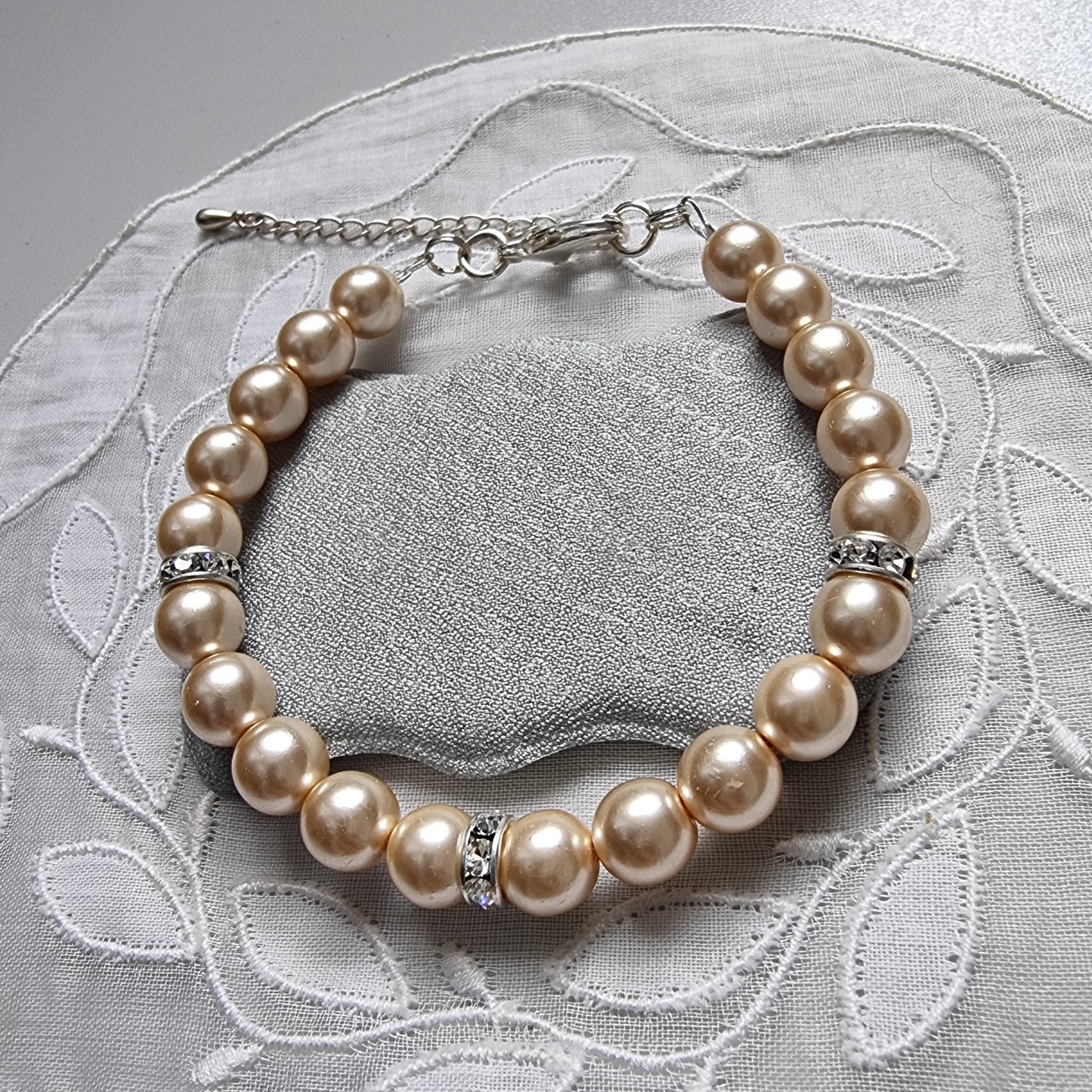 Bracelet - Faux Pearl Beads and Clear Crystals Bracelet