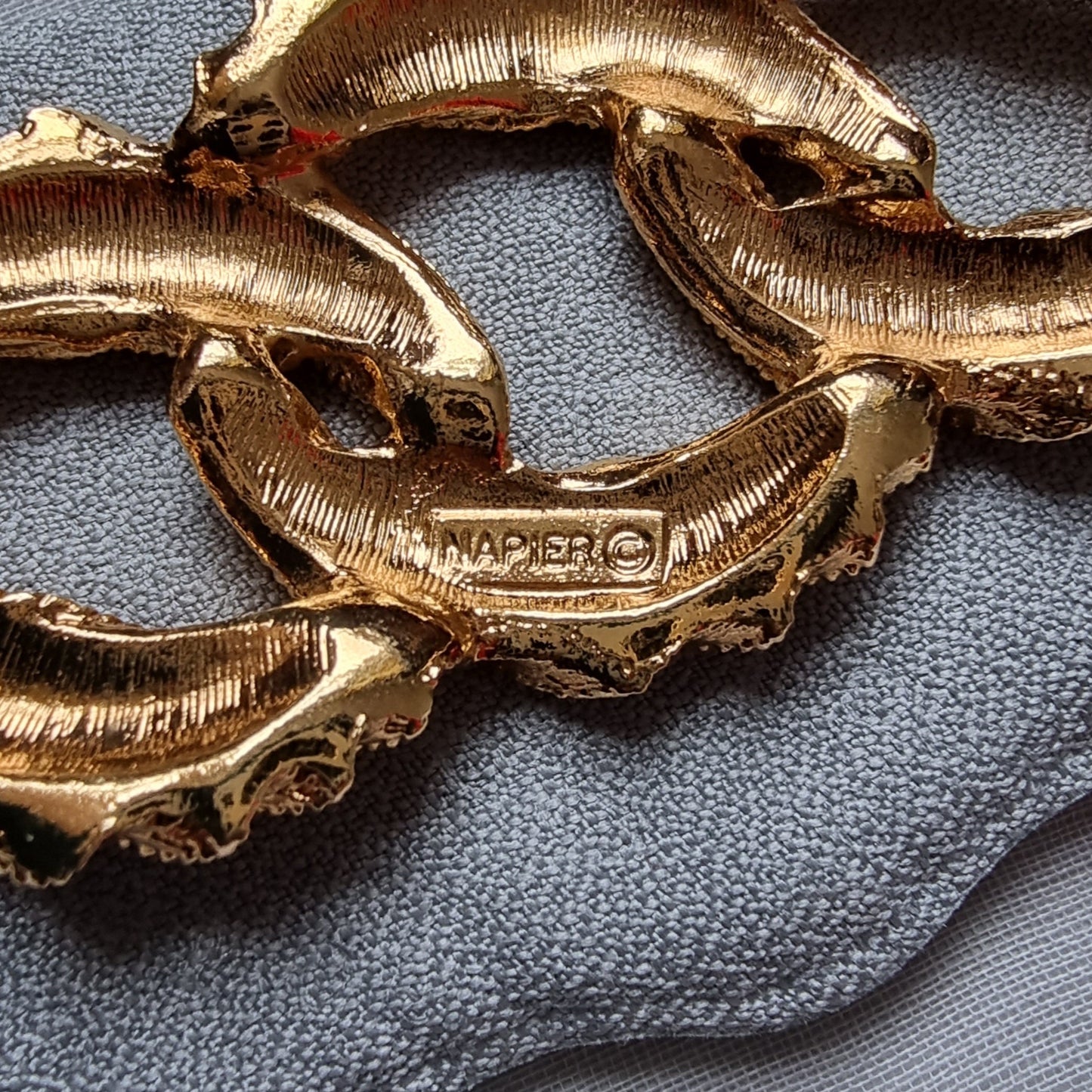 Brooch - Monet Gold Plait Chain Brooch