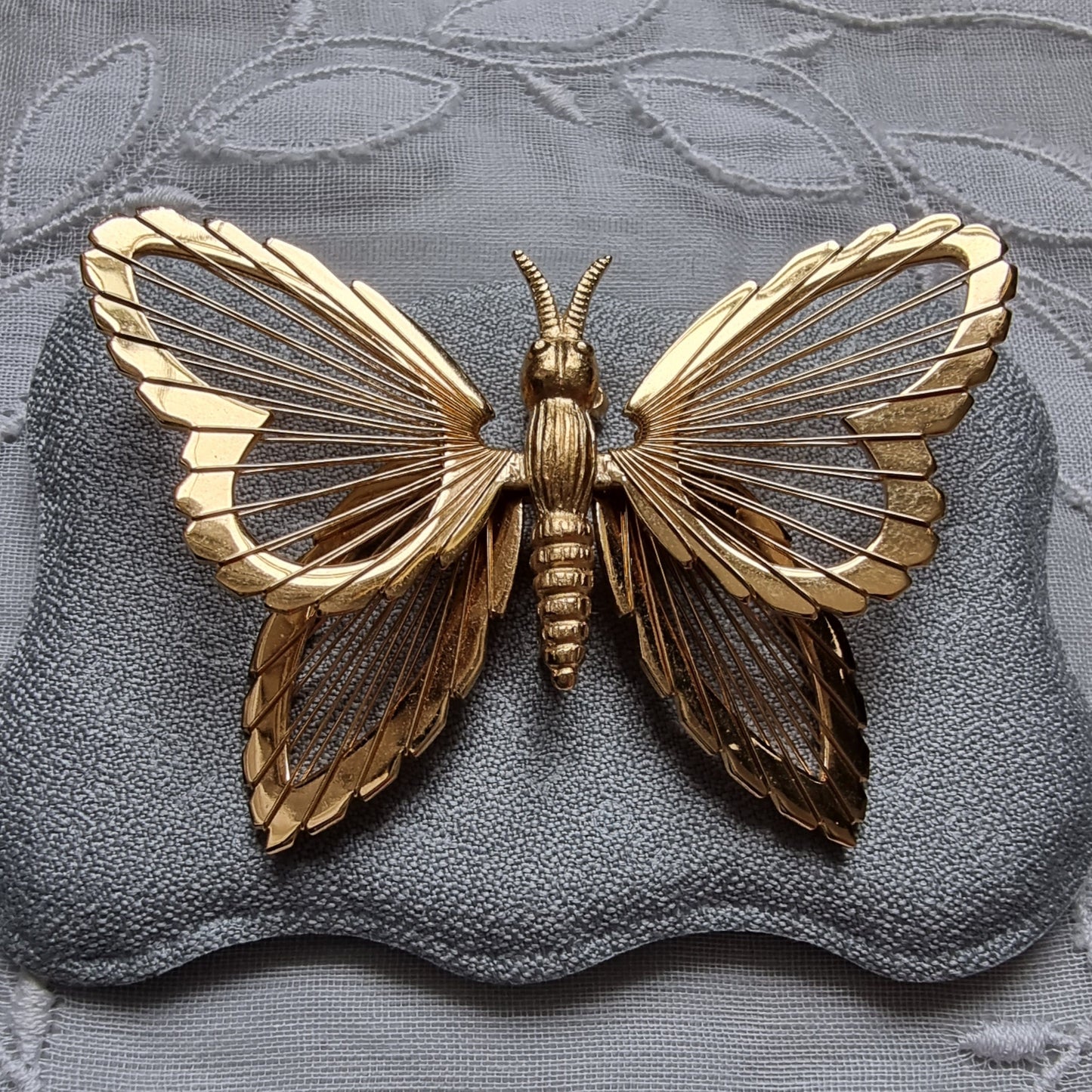 Brooch - Monet Gold Wire Butterfly Brooch
