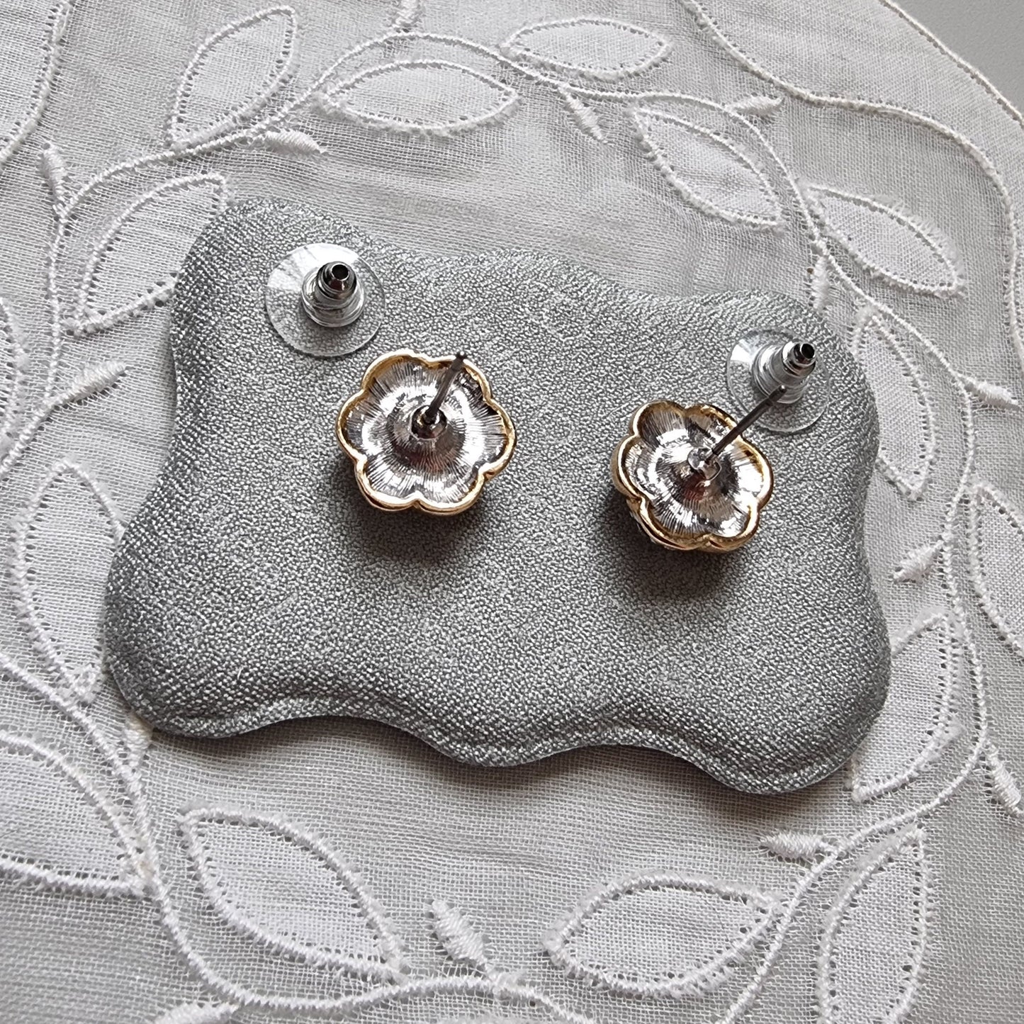 Posts - Gold and Crystals Swirl Pearl Stud Earrings