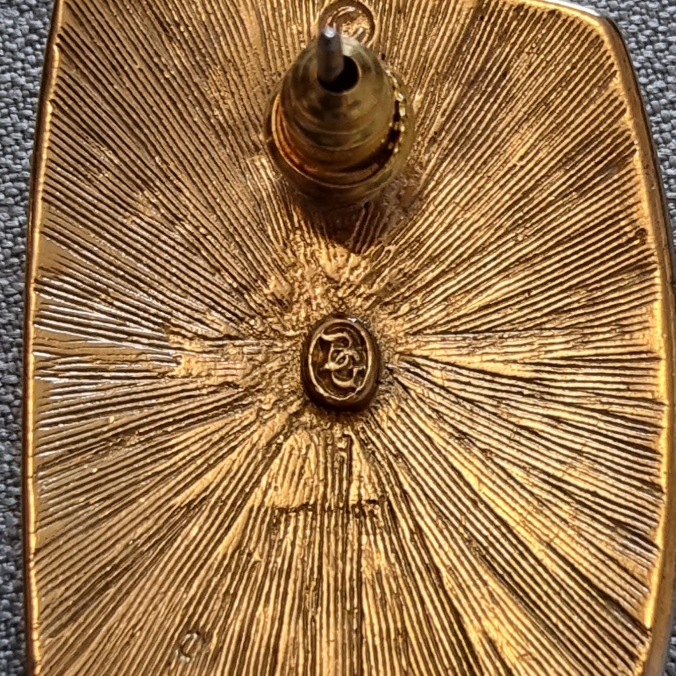 Posts - Bergdorf Goodman Gold Abstract Design Stud Earrings