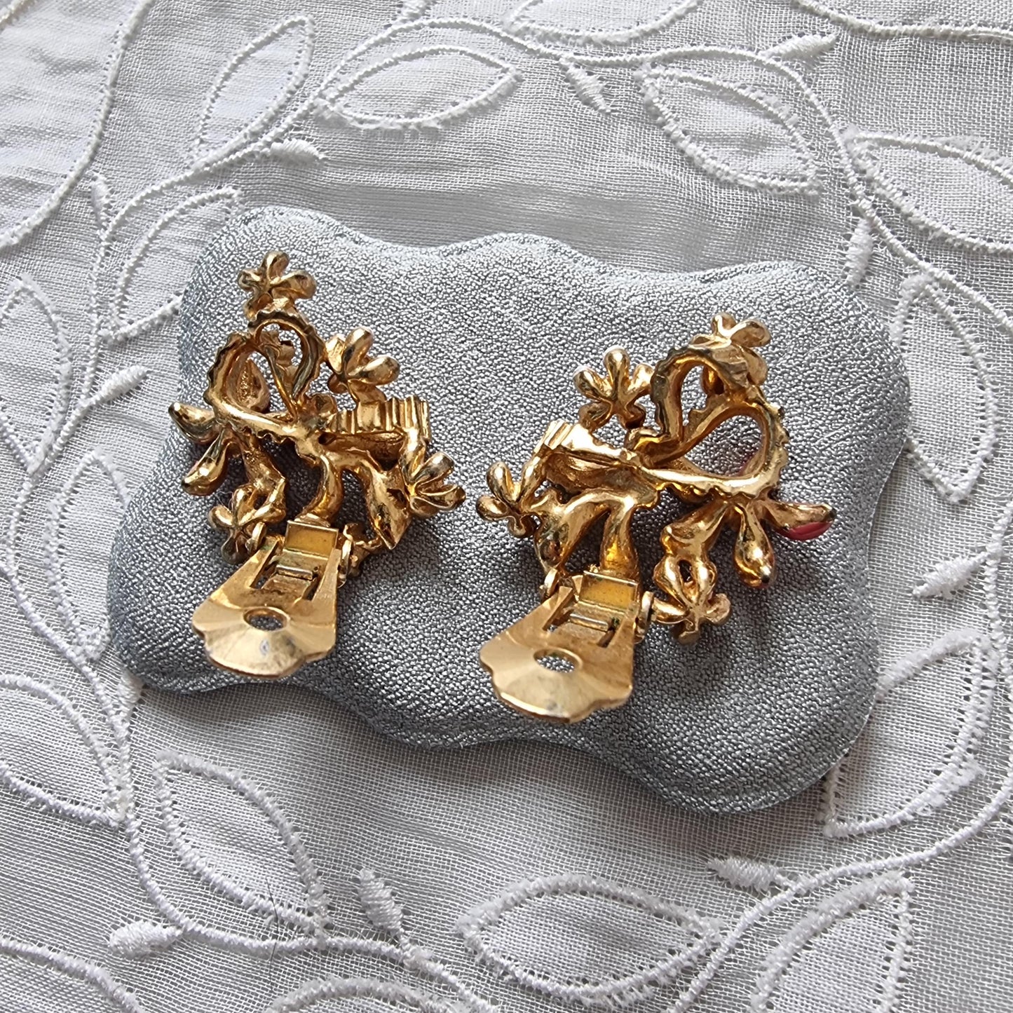 Clip on - Coro Pink Enamel Flowers with Ribbon Clip on Earrings