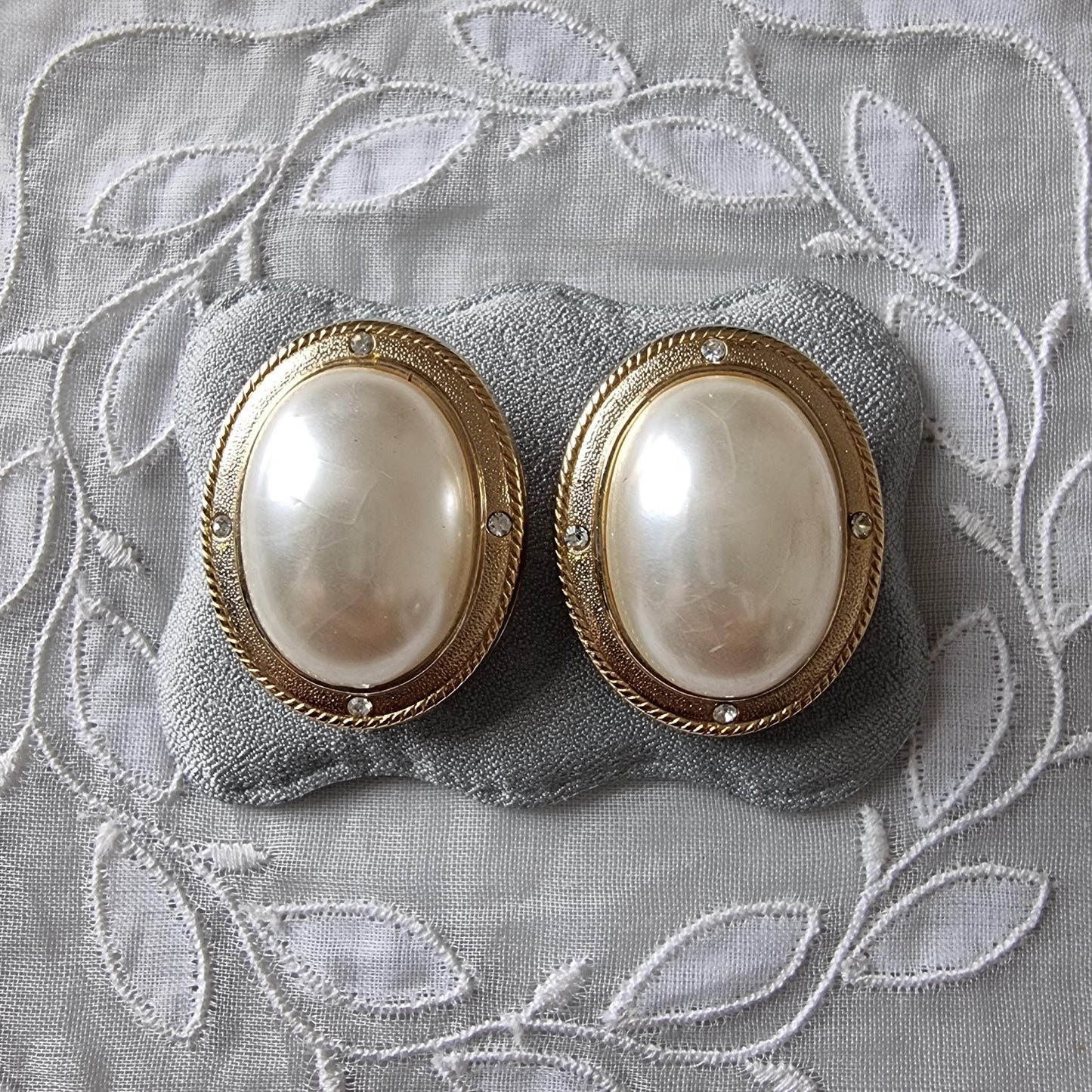 Clip on - Gold Oval Pearl and Crystals Clip on Earrings