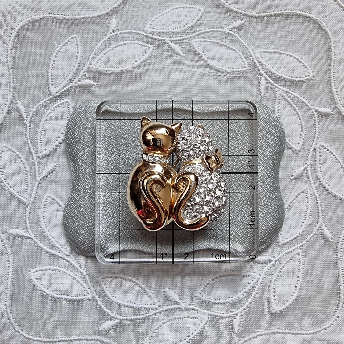 Brooch - Gold and Crystals Two Cats Brooch