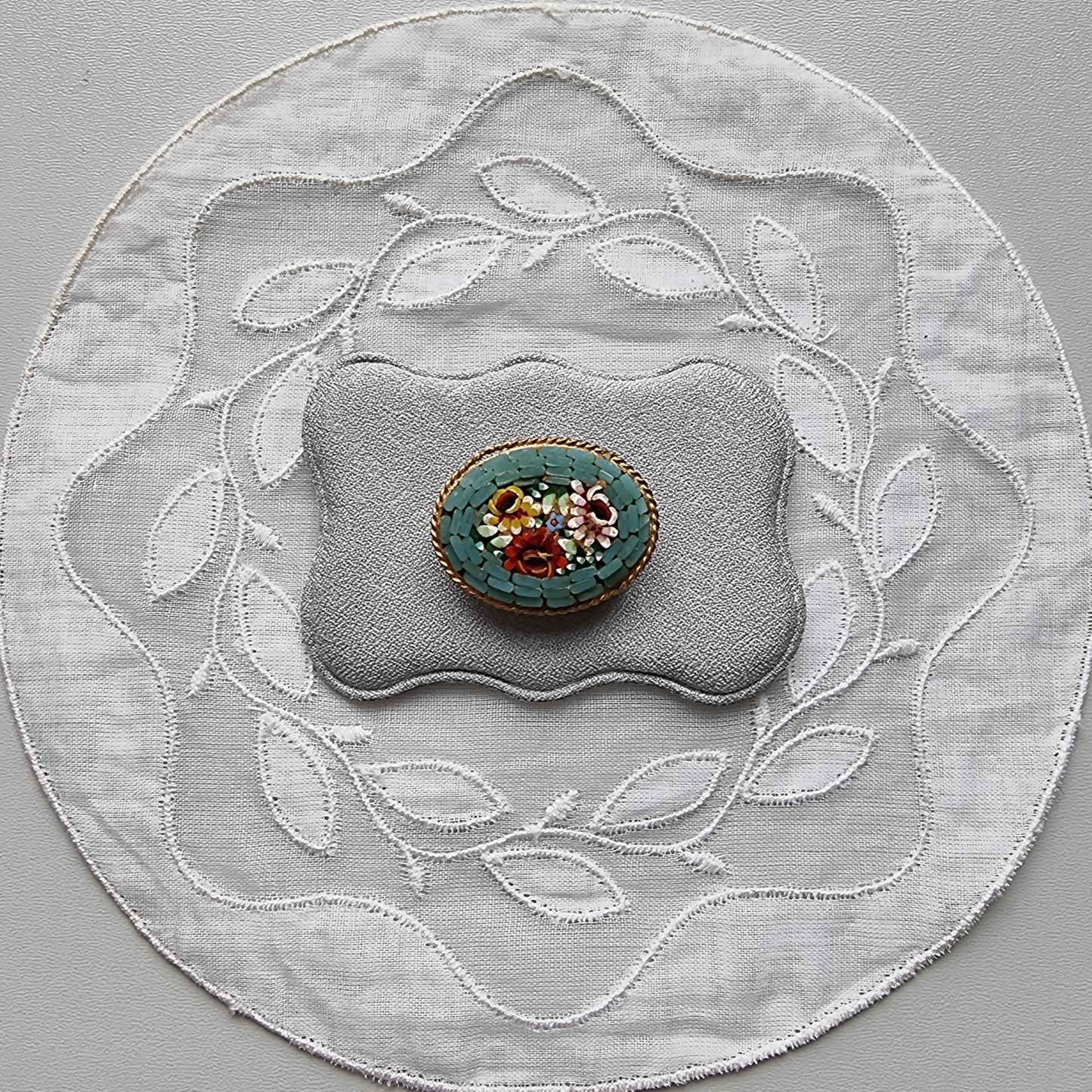 Brooch - Turquoise Glass Micromosaic Flower Brooch