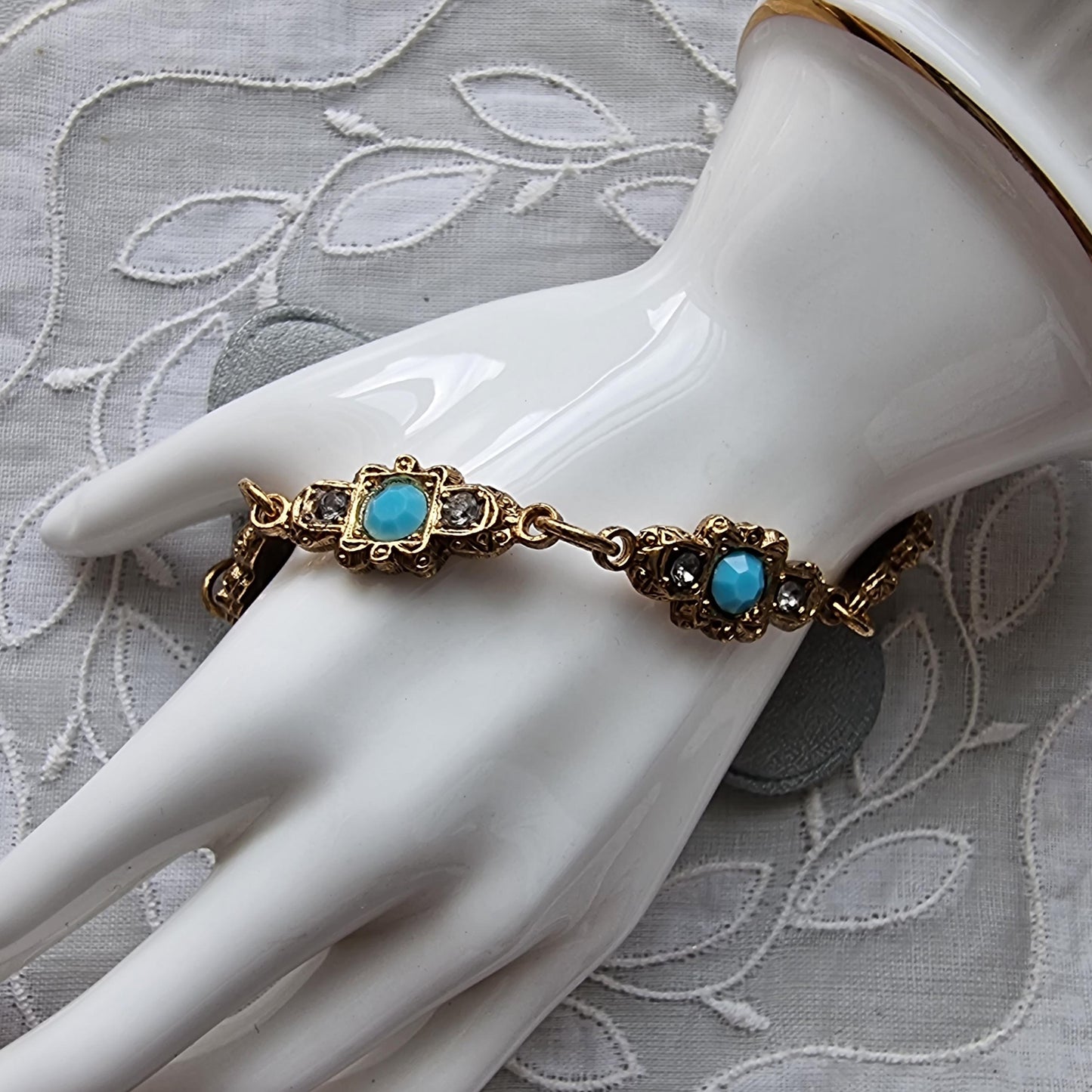Bracelet - Gold Turquoise Crystal Link Bracelet