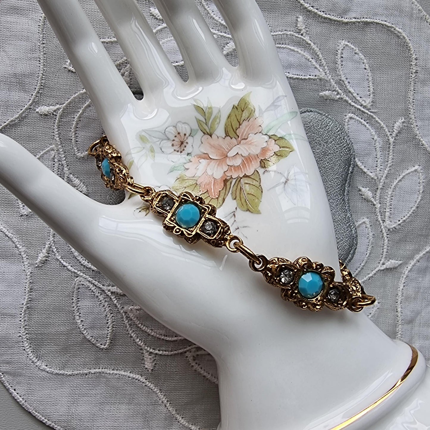 Bracelet - Gold Turquoise Crystal Link Bracelet