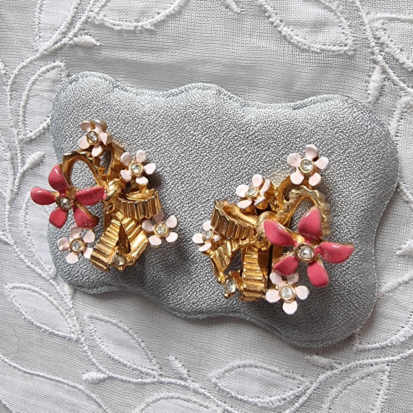Clip on - Coro Pink Enamel Flowers with Ribbon Clip on Earrings