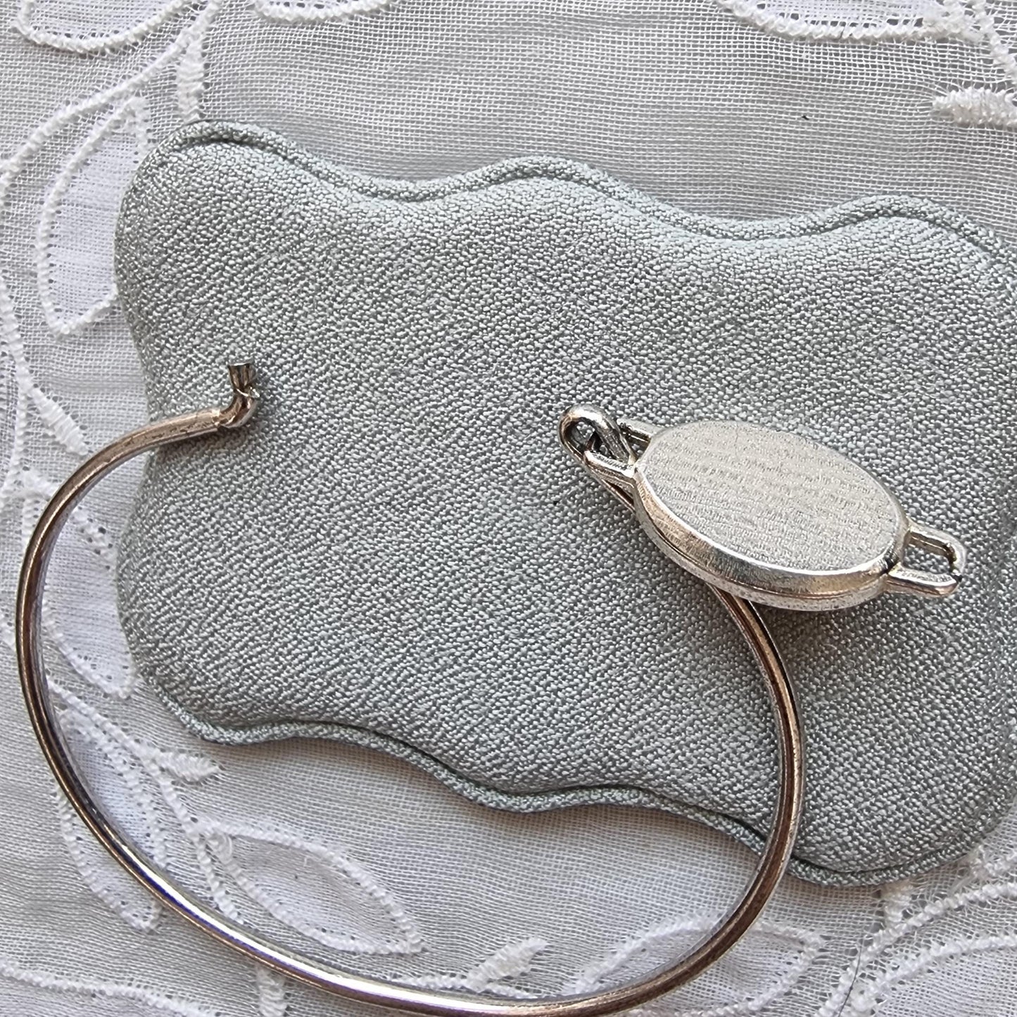 Bracelet - Purple Red Milefiori Glass Cabochon Bangle Bracelet