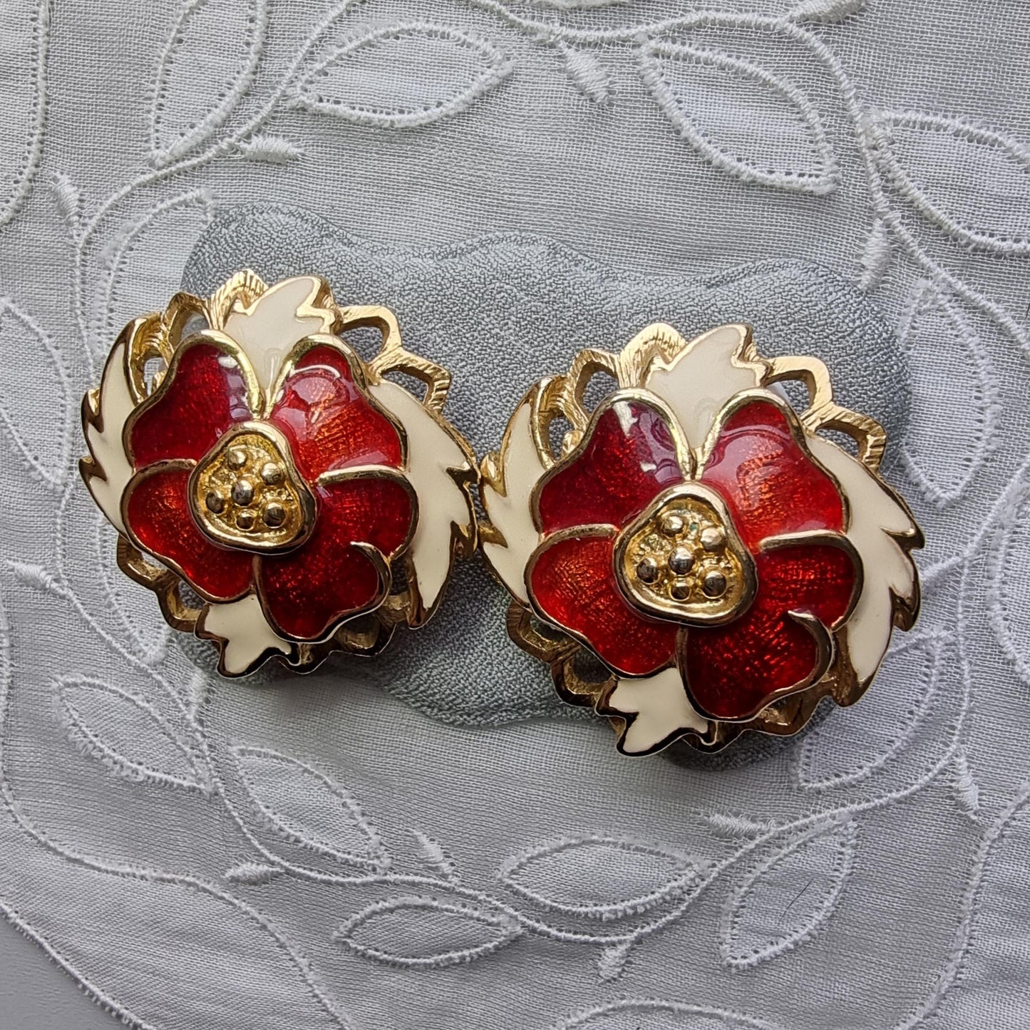 Clip on - Gold Red and White Enamel Flower Clip On Earrings