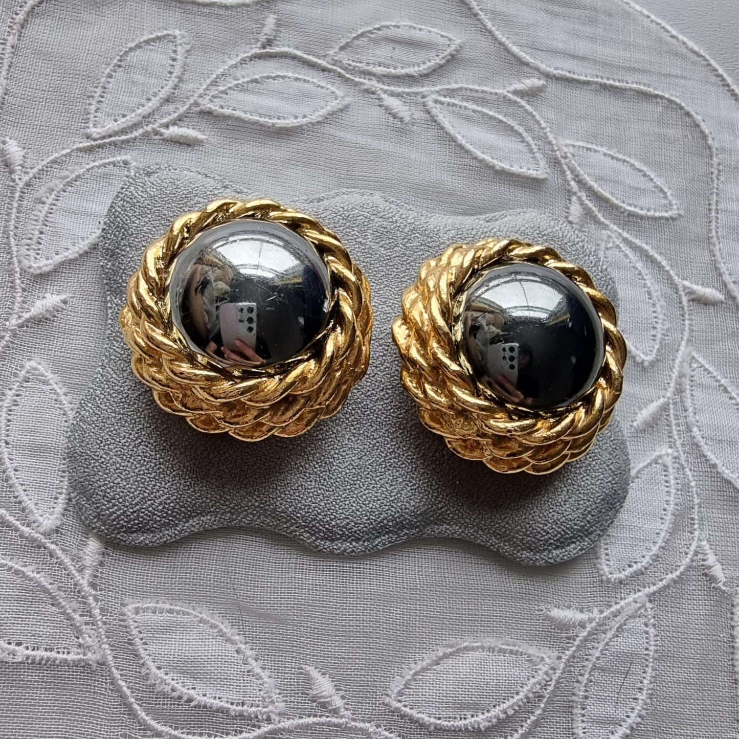 Clip on - DMJ Gold Round Silver Grey Cabochon Crystal Clip on Earrings