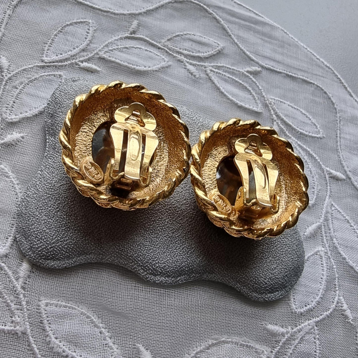 Clip on - DMJ Gold Round Silver Grey Cabochon Crystal Clip on Earrings